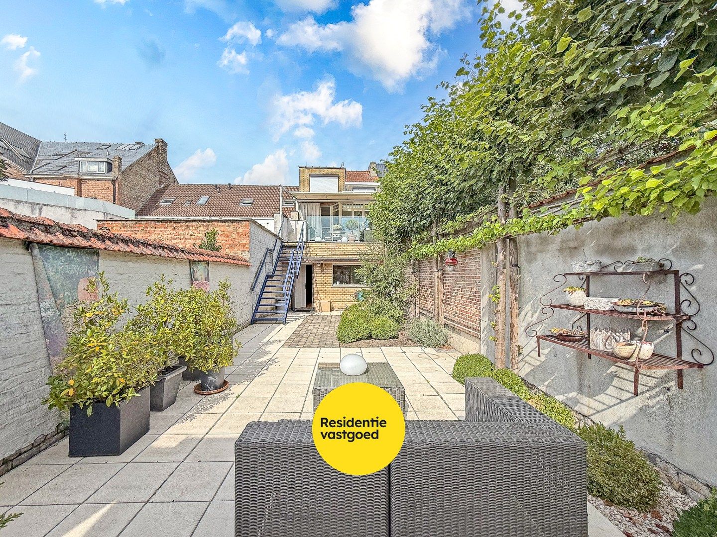 Prachtig herehuis met woonst en handelsruimte te Nieuwpoort-Stad op een zeer commerciële ligging in de Marktstraat op 400 m².  foto 6