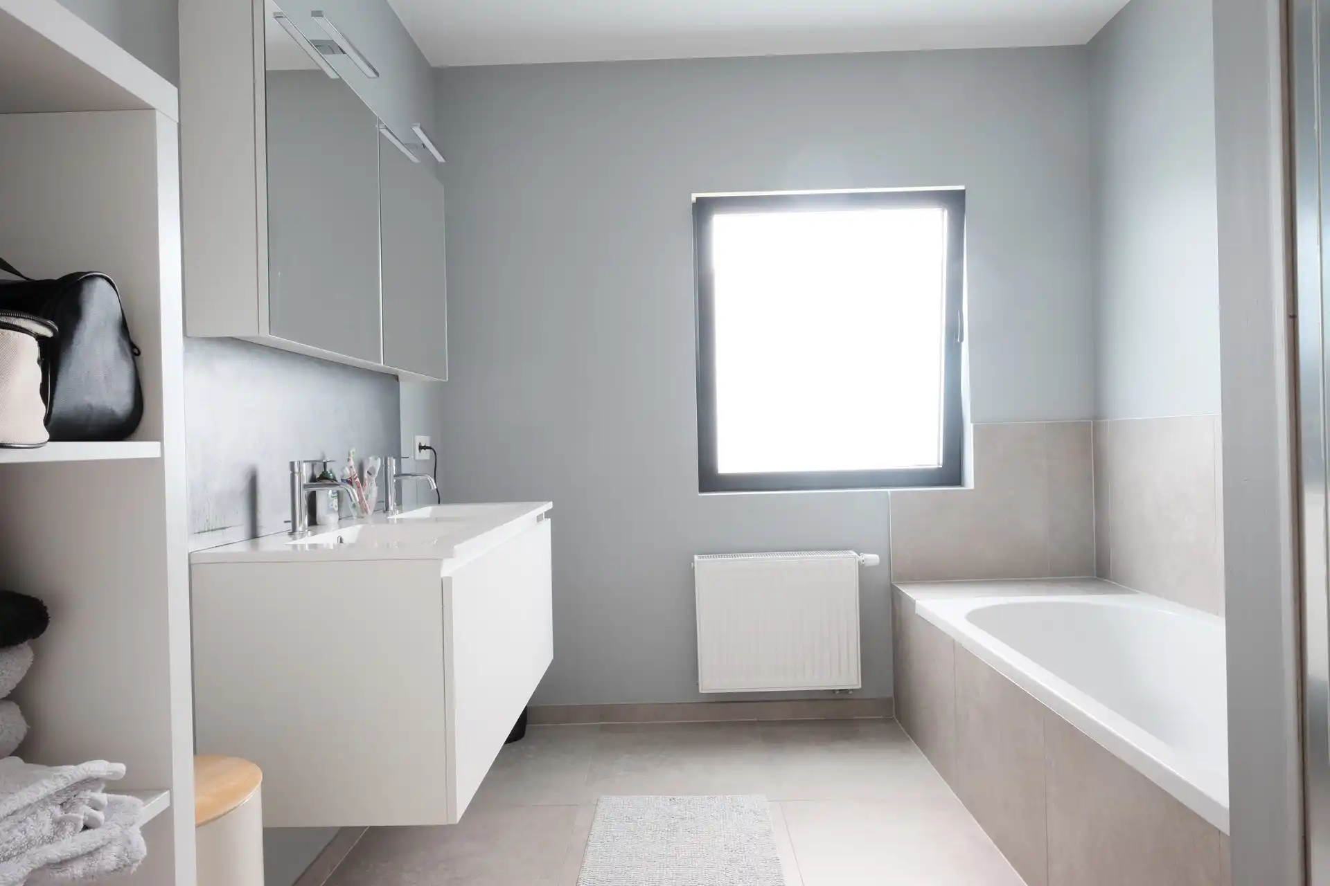 Moderne alleenstaande nieuwbouw met tuin foto 11
