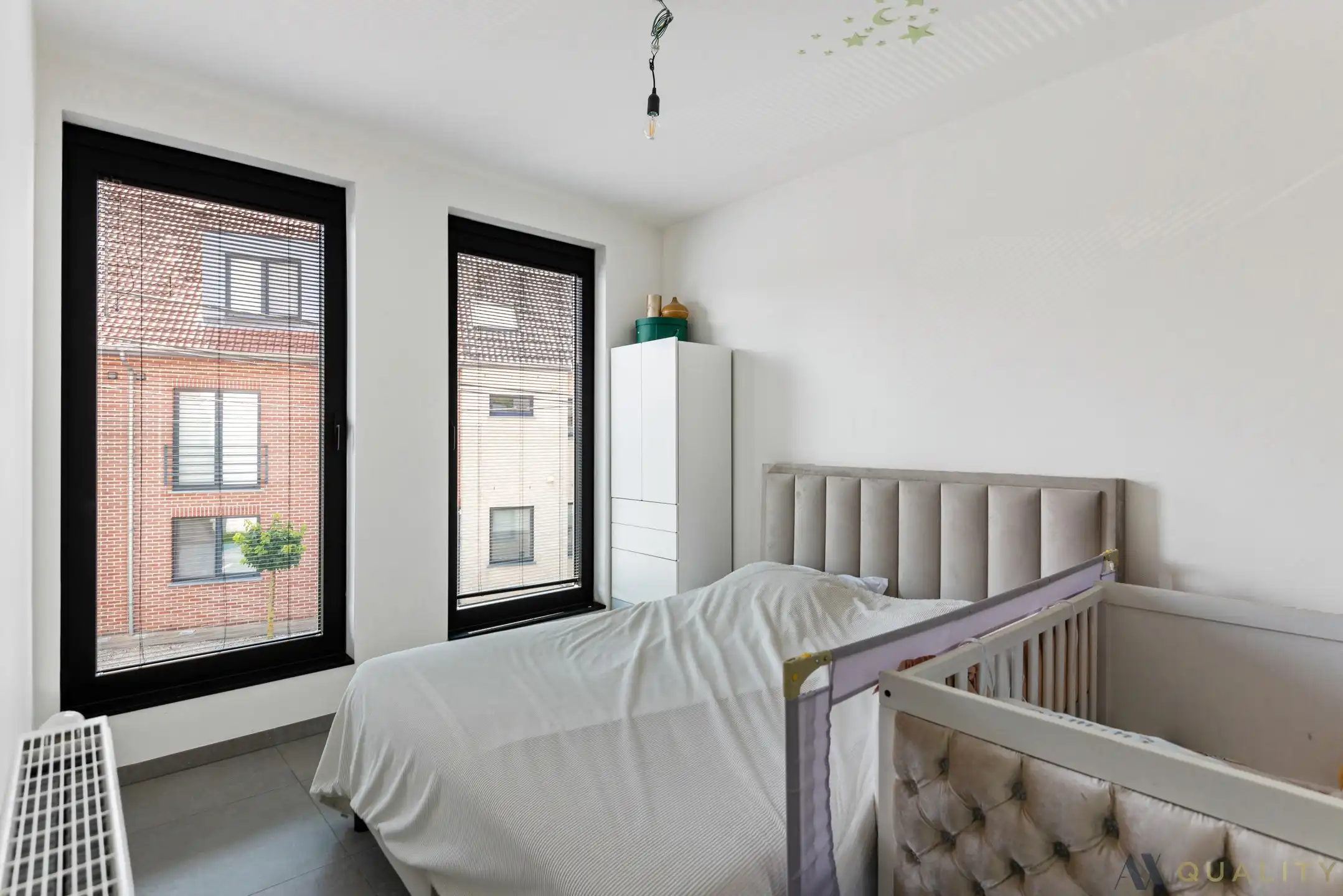 2-slaapkamer appartement met ruim terras foto 9