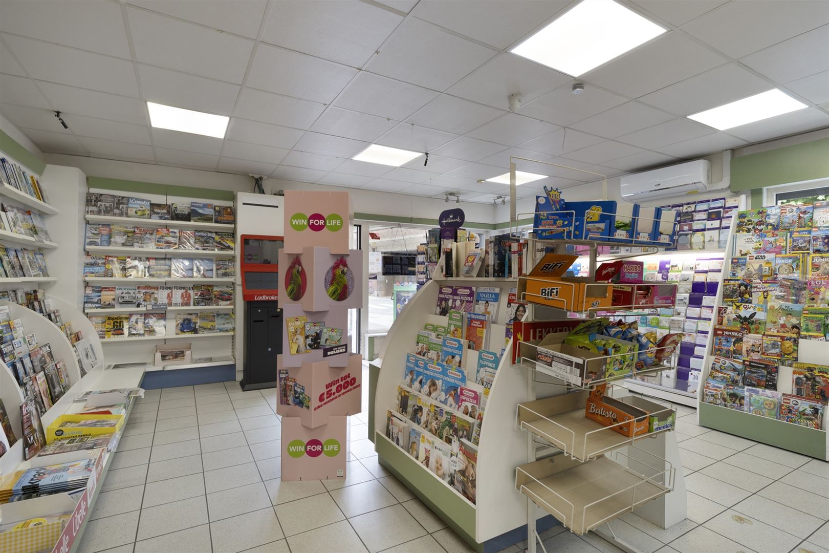 Handelswoning op commerciële toplocatie! foto 28