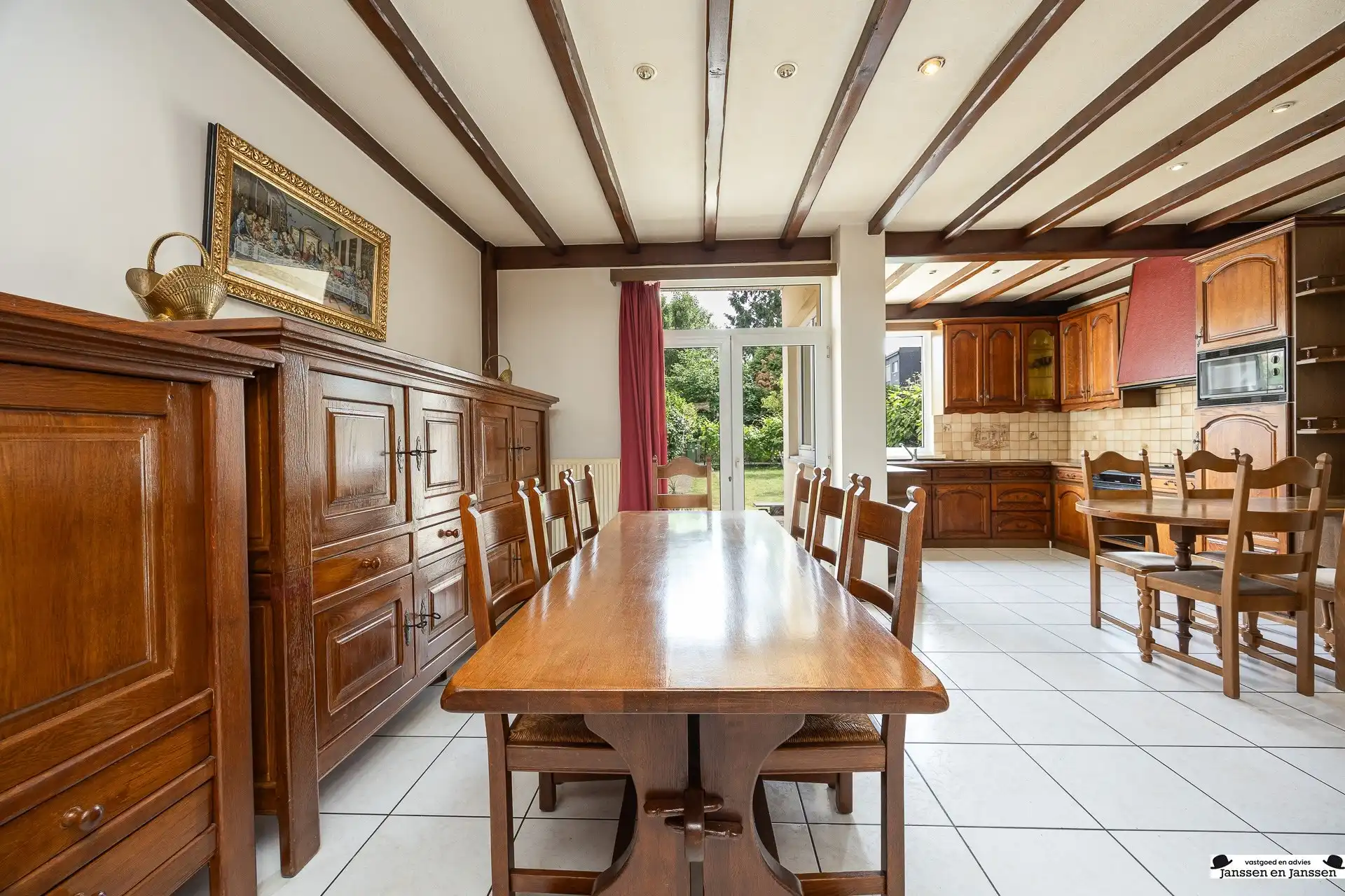 Te renoveren woning met 6à8 slaapkamers, garage en tuin! foto 5