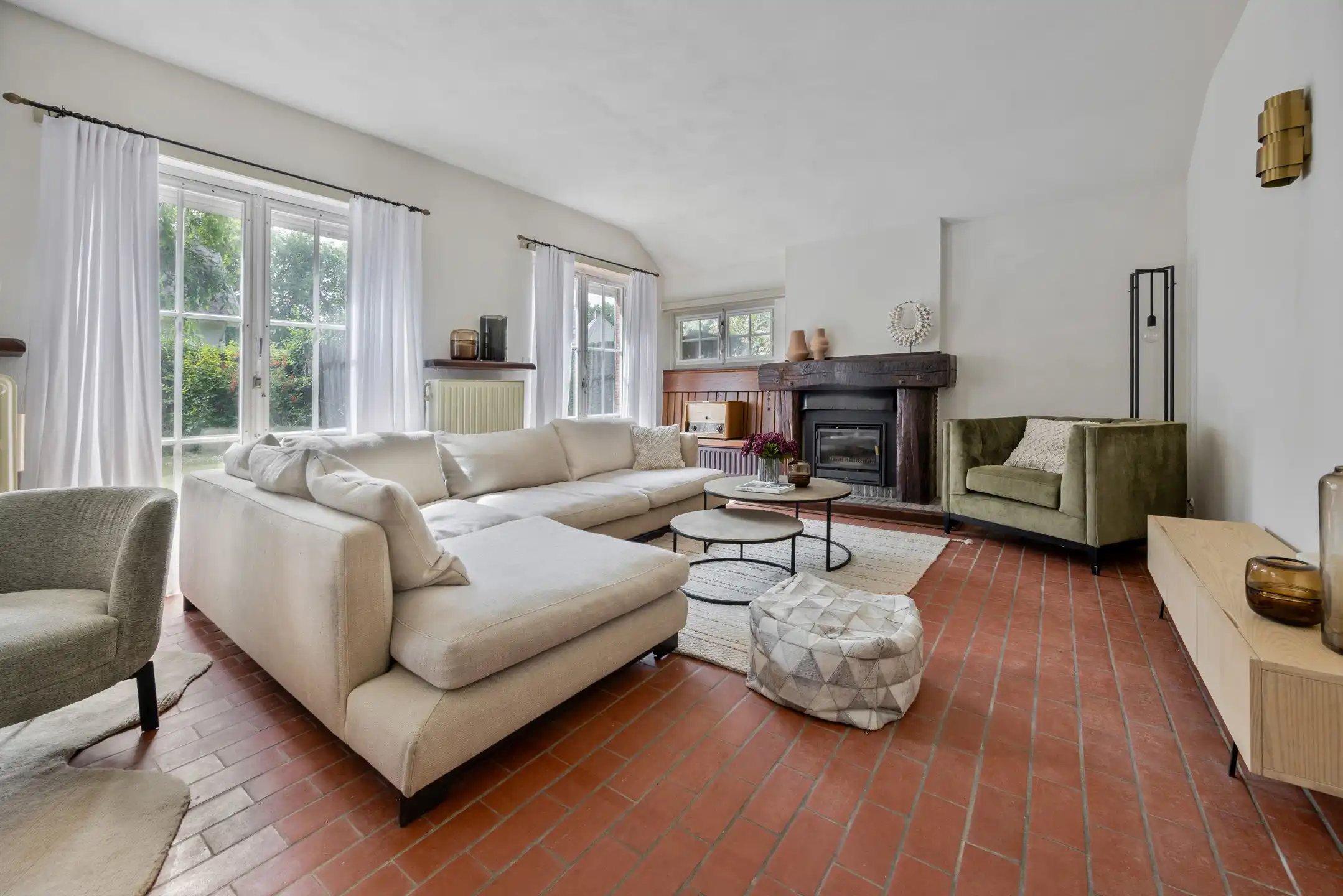  Te renoveren landhuis in groene wijk Hertebos foto 8