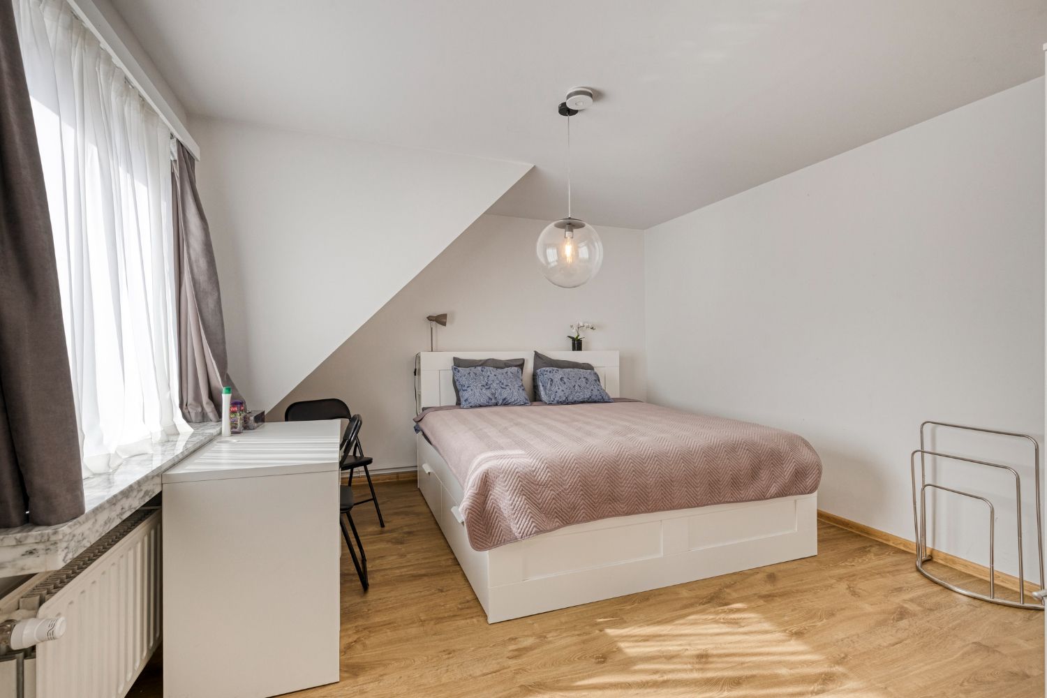 Karaktervolle gerenoveerde statige villa nabij Spuikom te koop foto 26