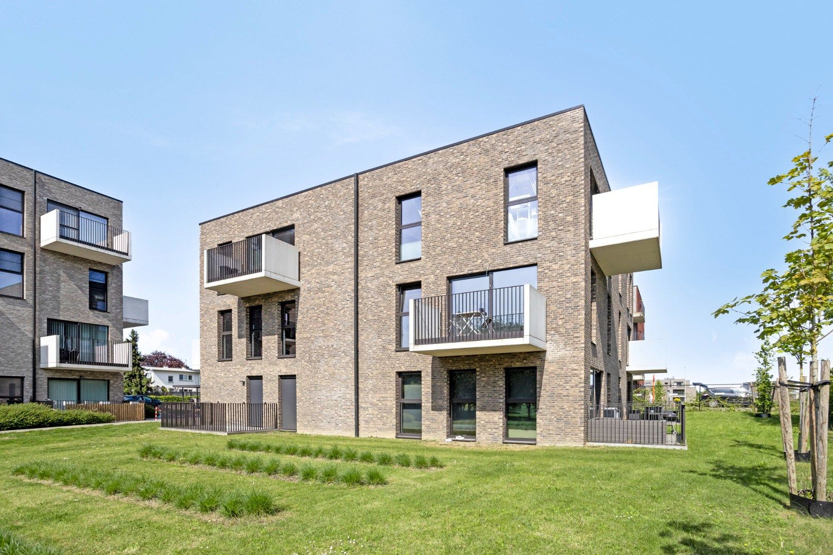 Modern en energiezuinig appartement met terras en parking op centrale ligging foto 12