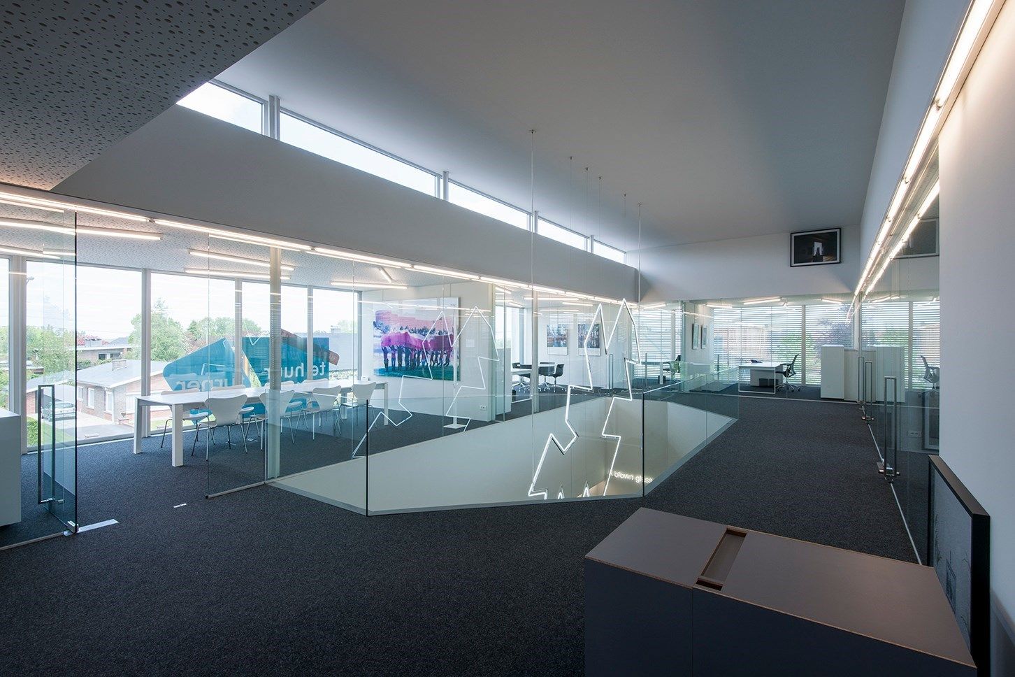Instapklare kantoorruimte  (32 m²) met parking en alle faciliteiten inclusief, Torhout. foto 5