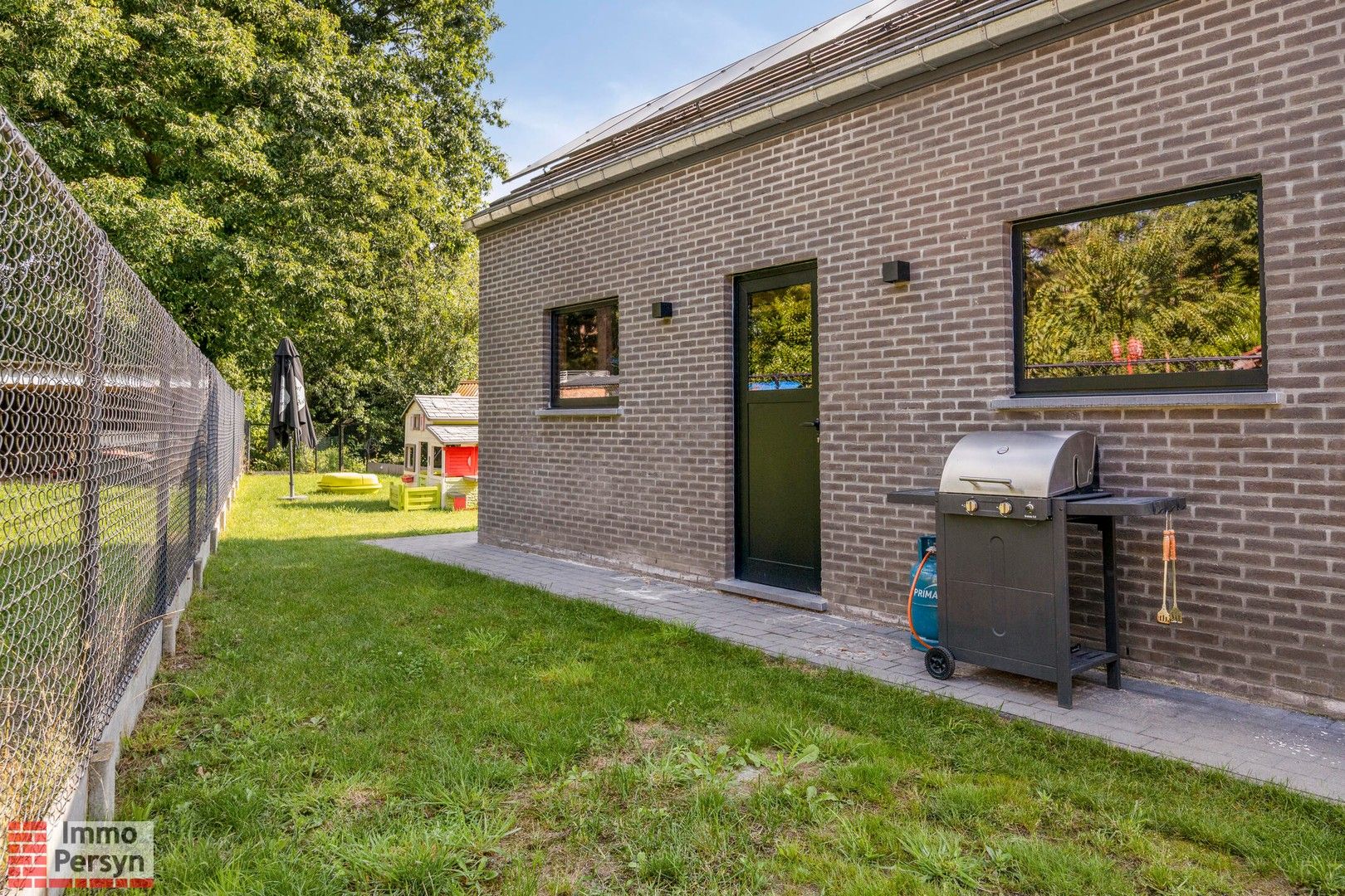 Instapklare en volledig gerenoveerde woning met 3 slpk en garage foto 29