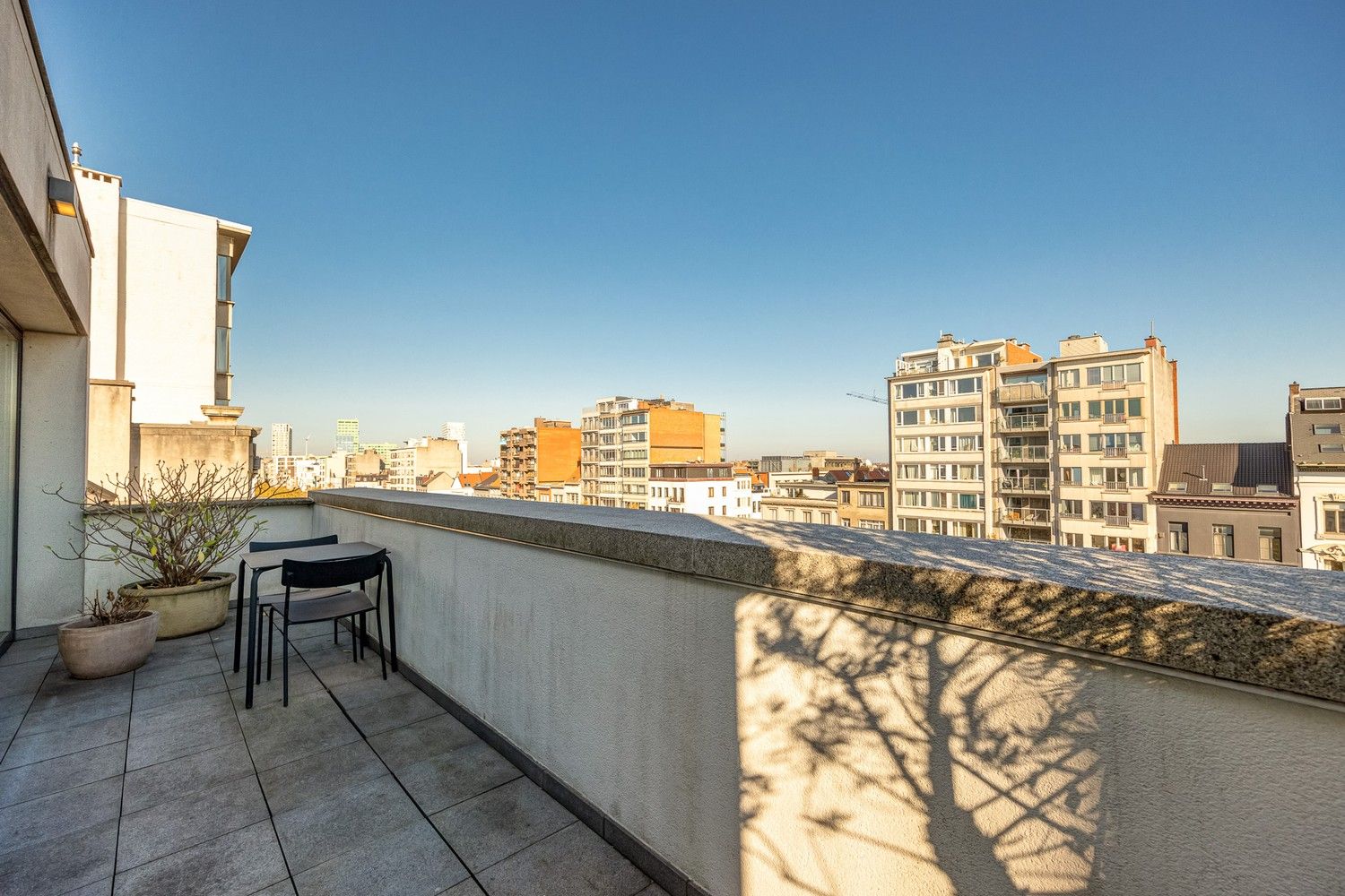 Prachtige duplex penthouse met 3 ruime terrassen in recent gebouw foto 28