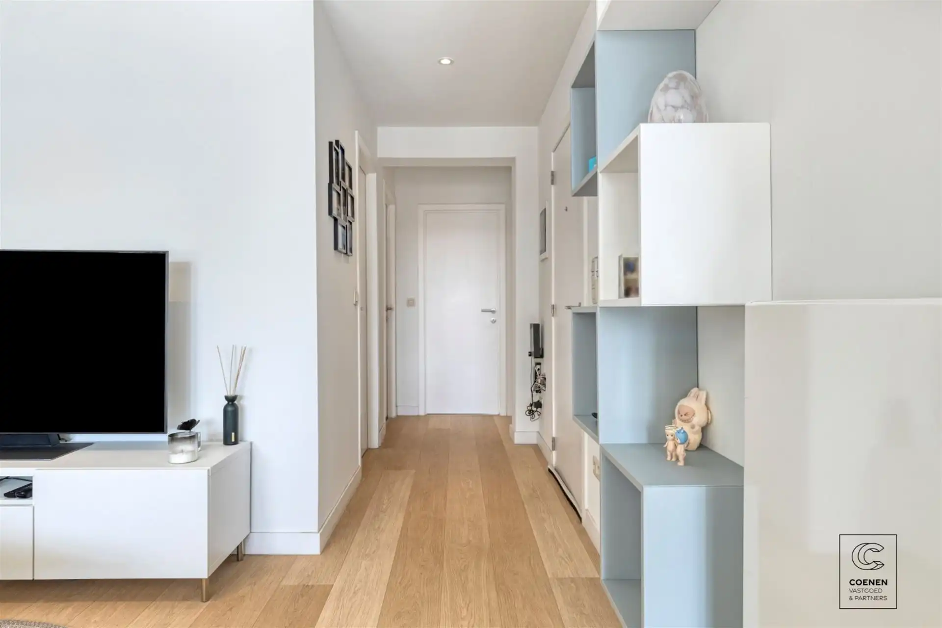 Instapklaar appartement met 2 slpk's op topligging in Lier! foto 8