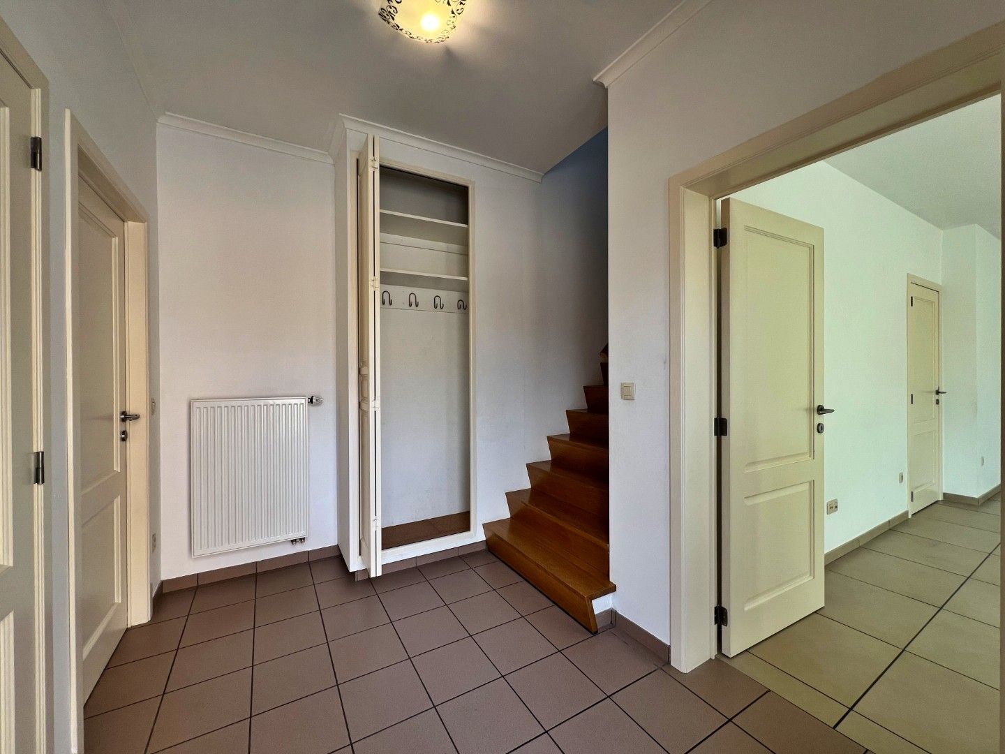 🏡 Ruime gezinswoning te huur in het hart van Lovendegem foto 10