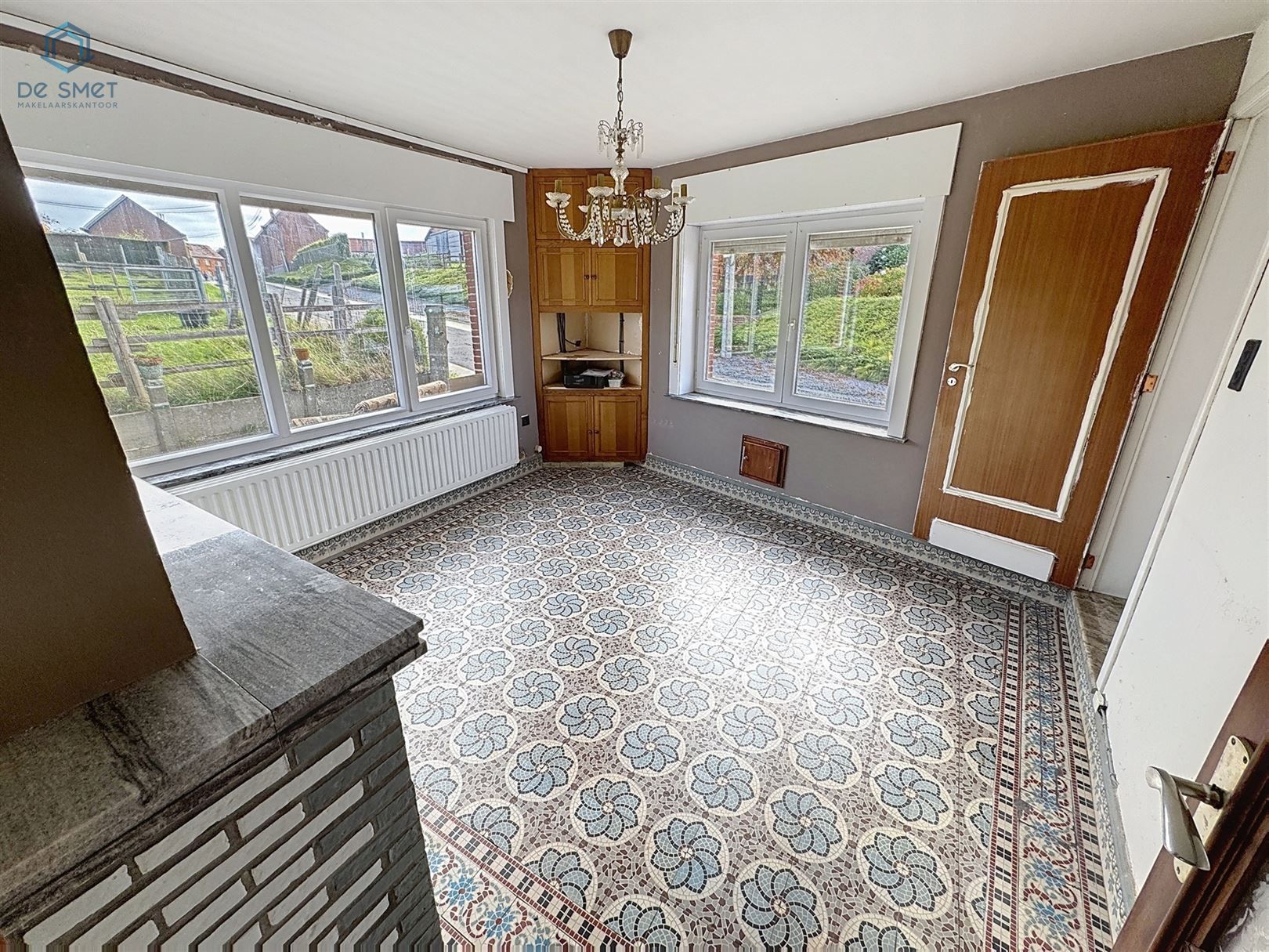 Te koop: Op te frissen gezinswoning met 3 slaapkamers, garage en tuin geen renovatieplicht! foto 7