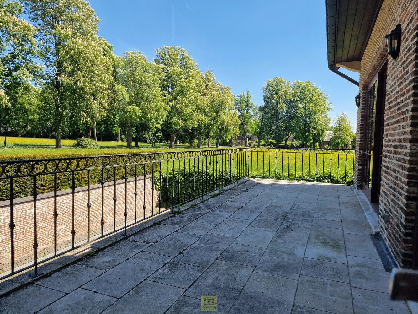 Exclusieve villa te huur in Moorsel (Aalst) – Ruimte, comfort en klasse in een unieke omgeving foto 9