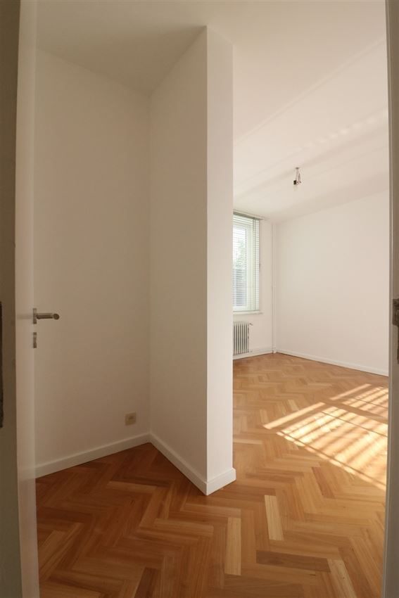 nabij warandepark, tip top, authentiek gebouw foto 16
