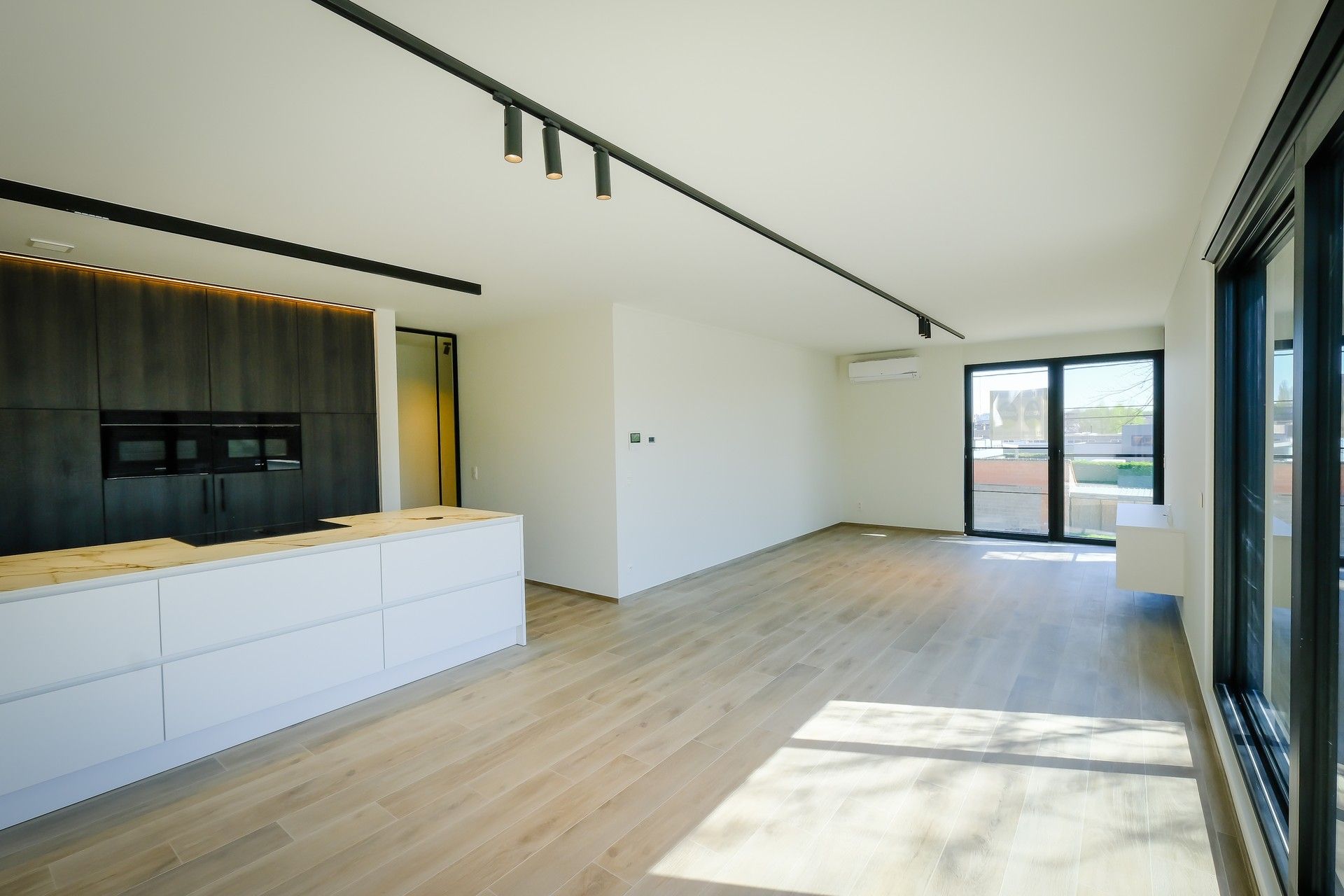 Luxueus appartement van 100 m² met ruim terras van 19 m² foto 6