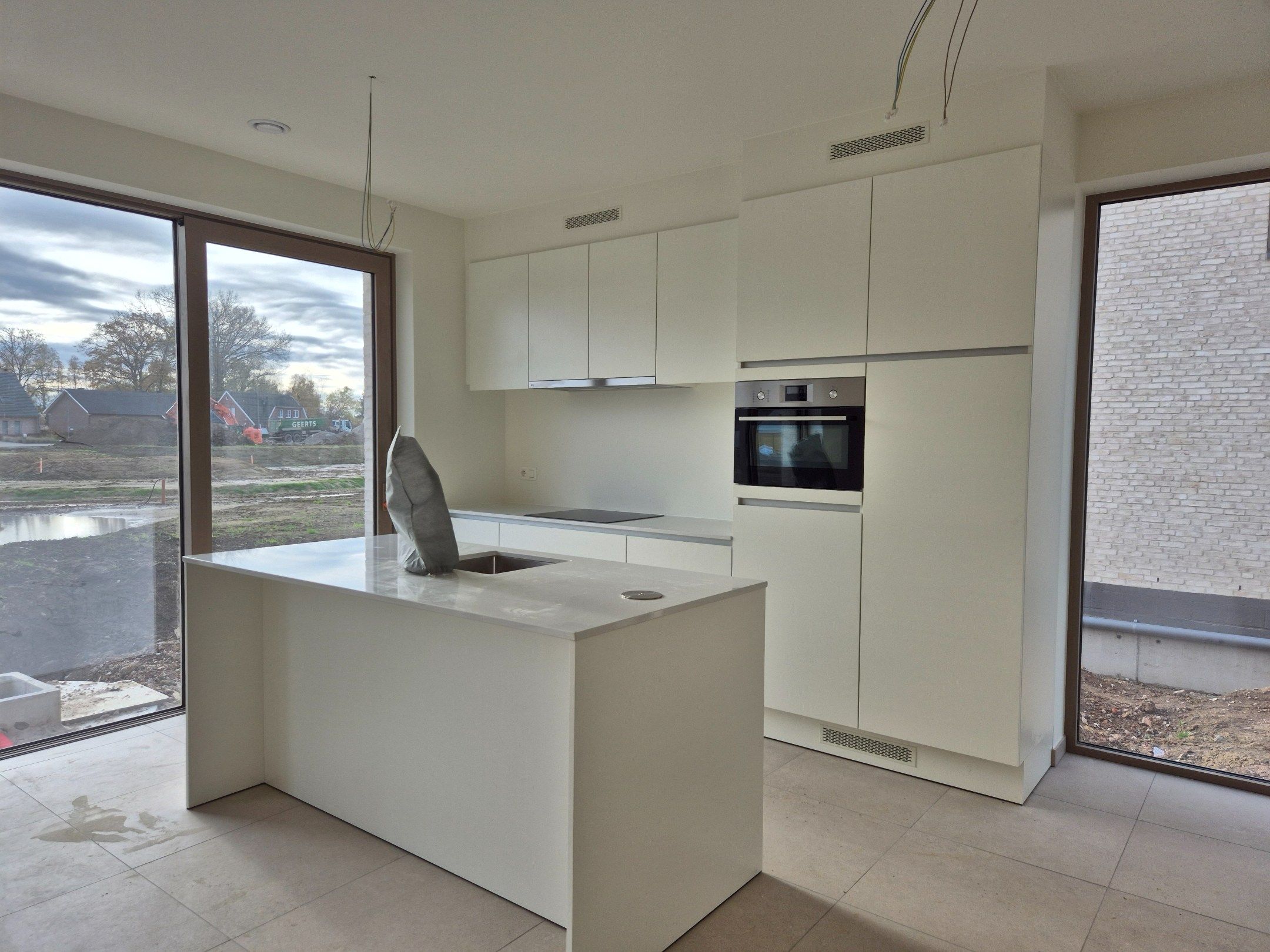 Nieuwbouwwoning met 3 slaapkamers en tuin foto 6