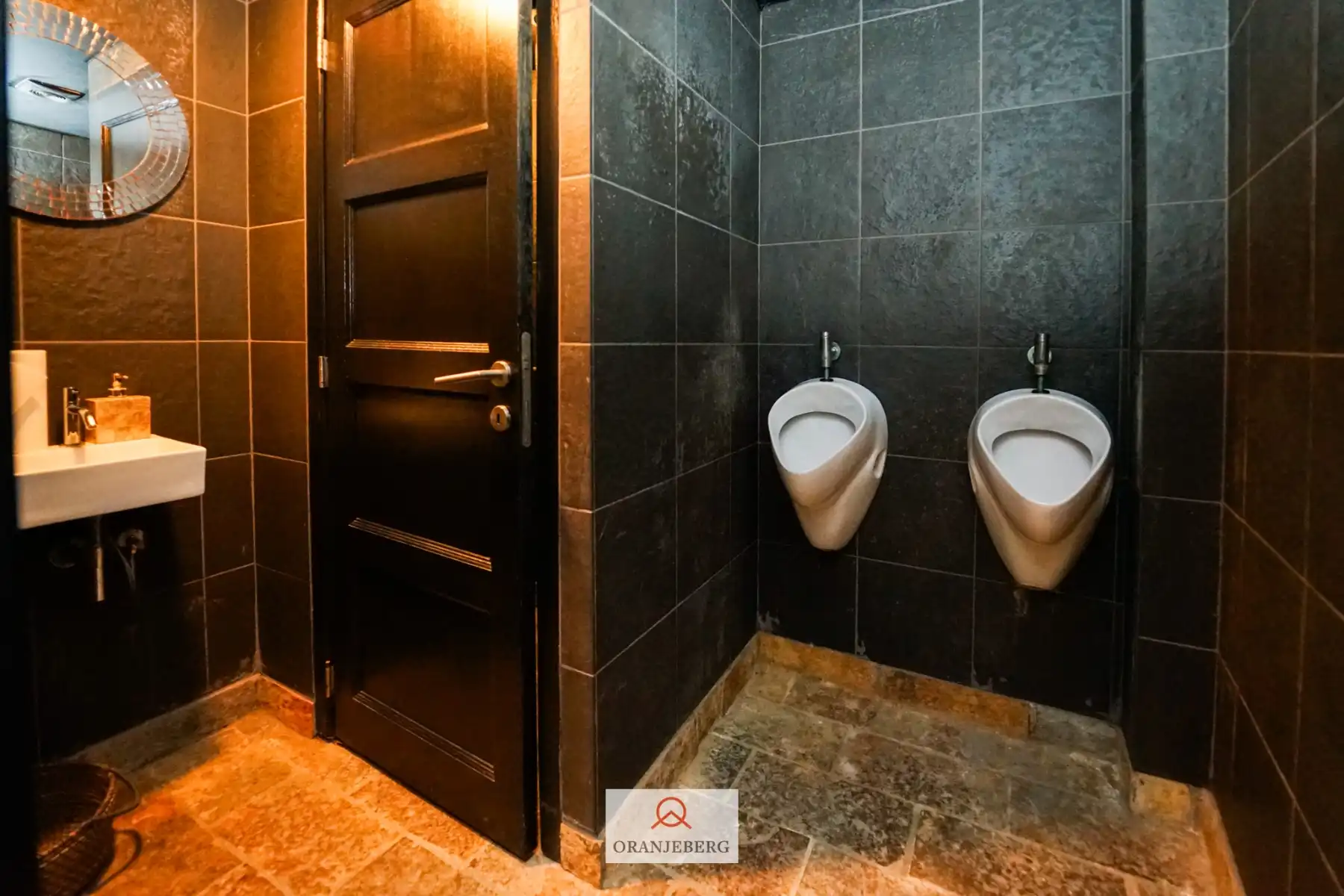 Handelspand met Lounge Bar en Koer aan Ottogracht 24 foto 21