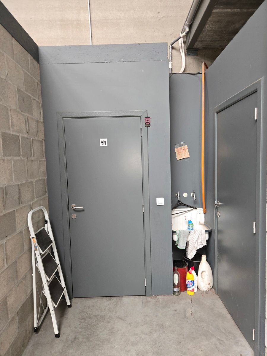 Instapklare industriehal van 421 m² op strategische locatie foto 7