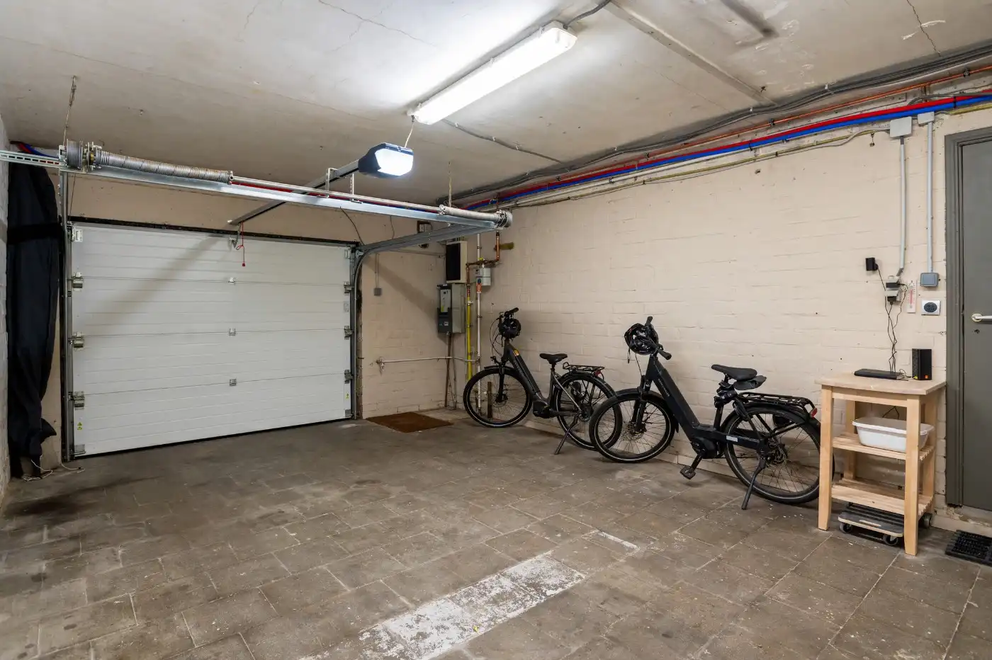 Instapklare bel-etage met 2 slpk, garage én gezellige tuin foto 19