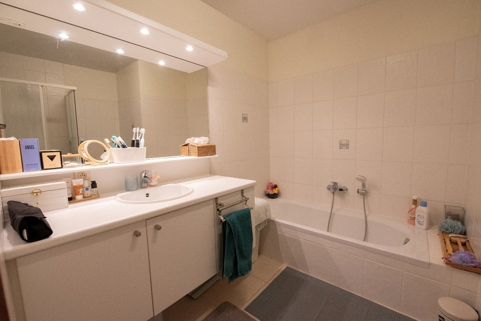 Instapklaar appartement met 2 slaapkamers te huur in Waregem foto 8