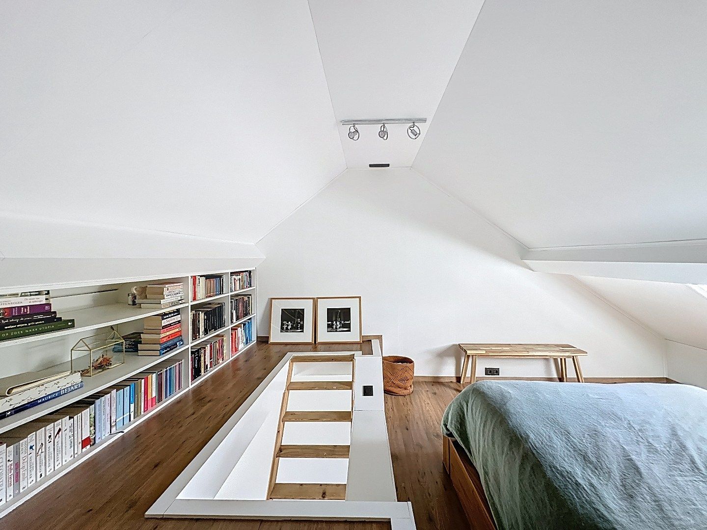 Rijwoning met knusse buitenruimte te Kessel-Lo! foto 12