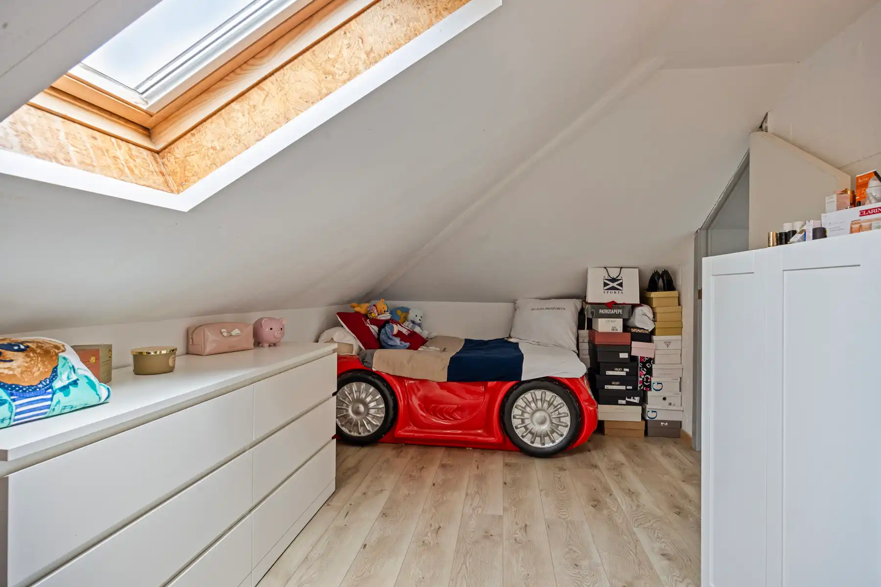 Stijlvolle villa met zwembad, poolhouse en private tuin foto 24