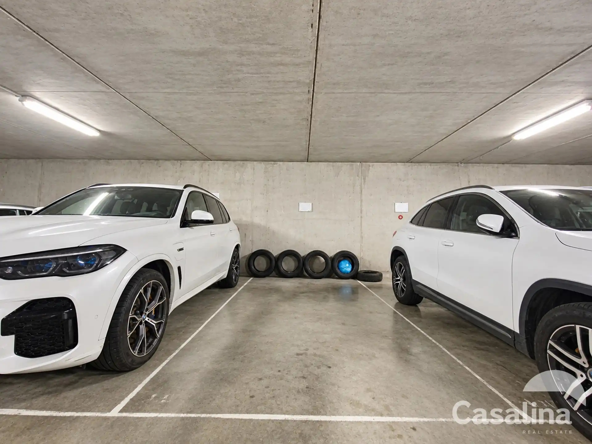 Gemeubeld appartement met 1 slaapkamer + terras + parking foto 11
