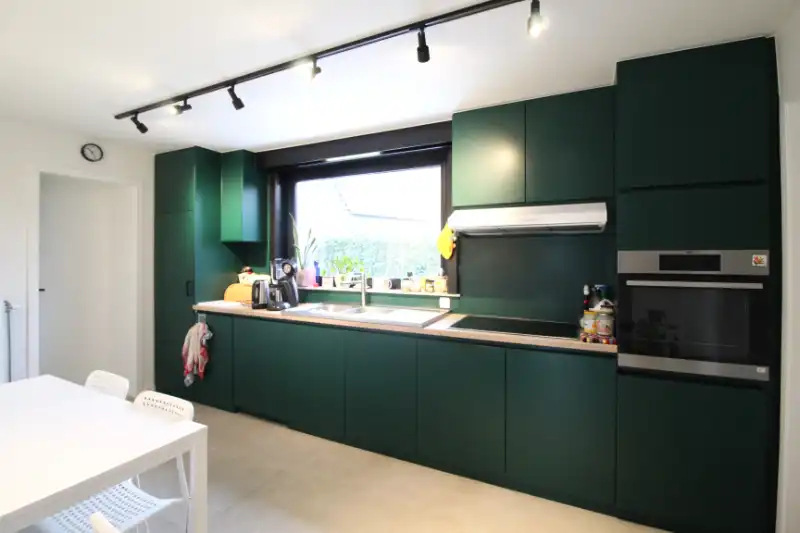 Gerenoveerde woning met drie/vier slaapkamers te Kachtem foto 6