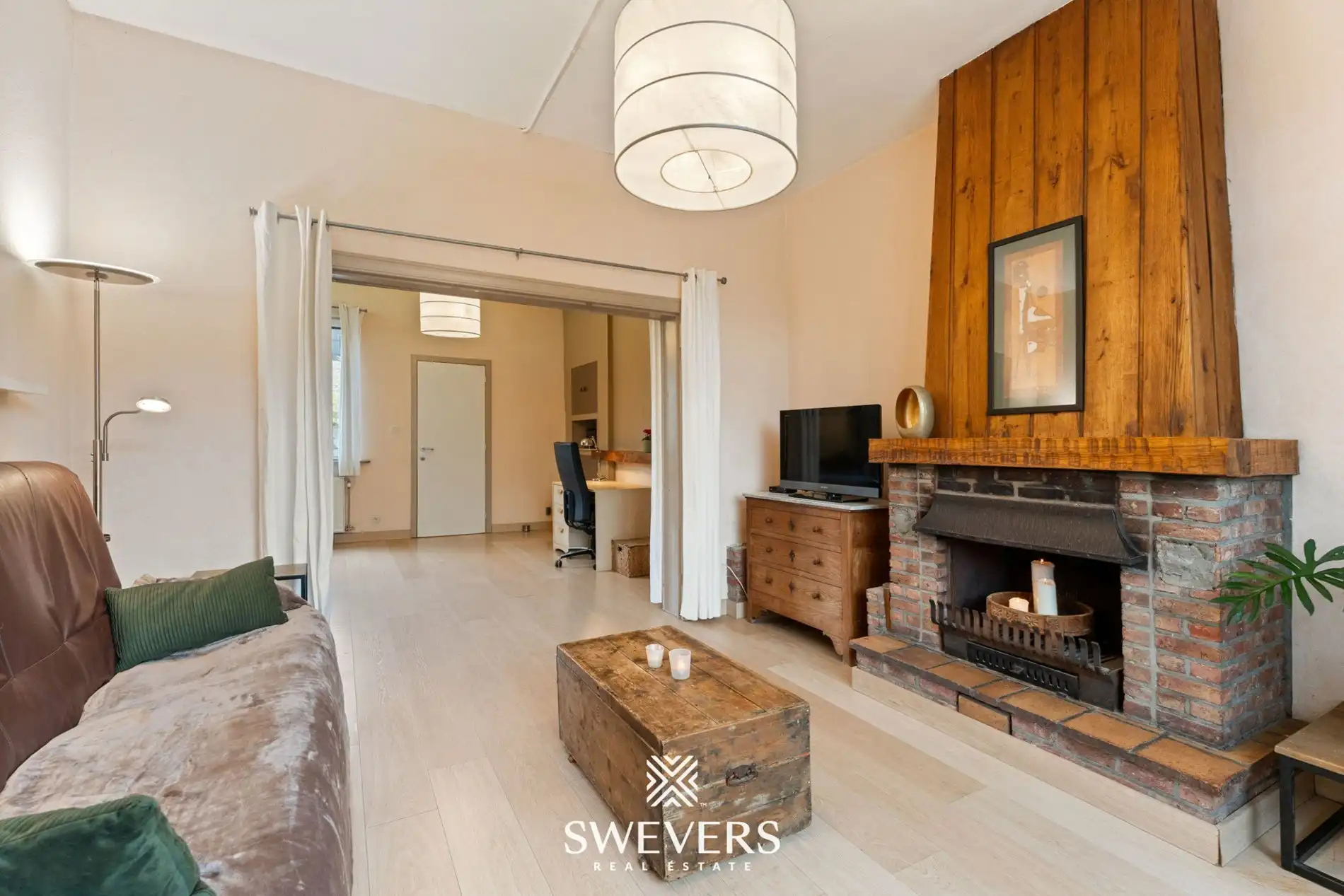 Instapklare woning met karakter en grote zolderruimte foto 4