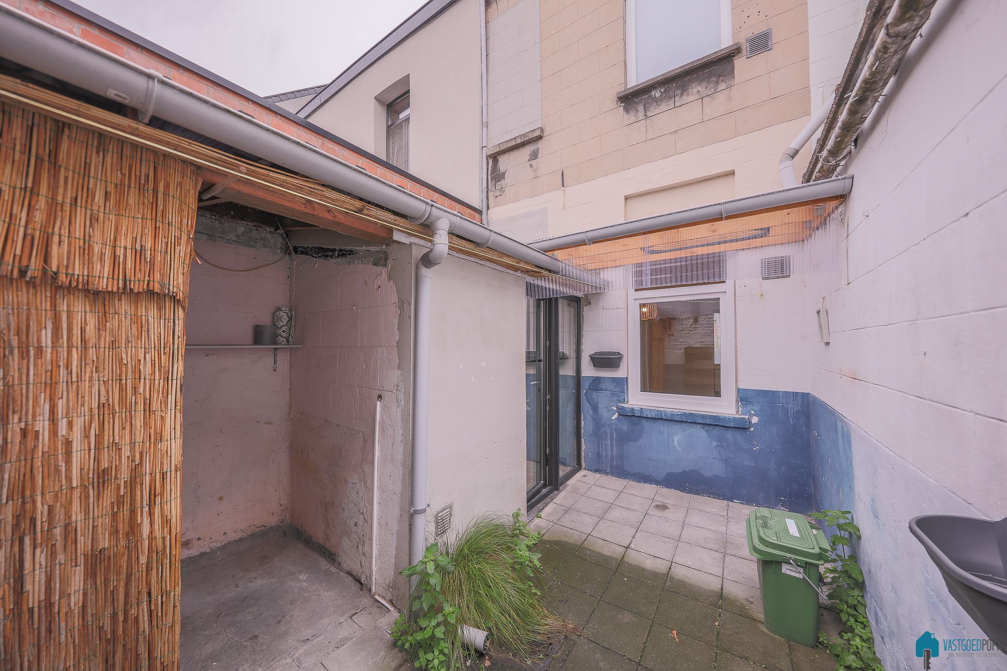 Ruime instapklare woning met terras foto 16