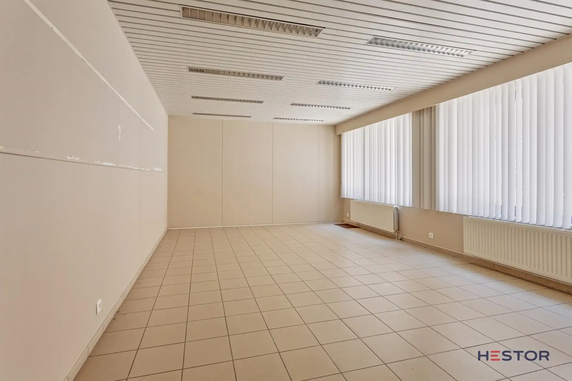 Moderne handelsruimte in het centrum van Zele foto 6