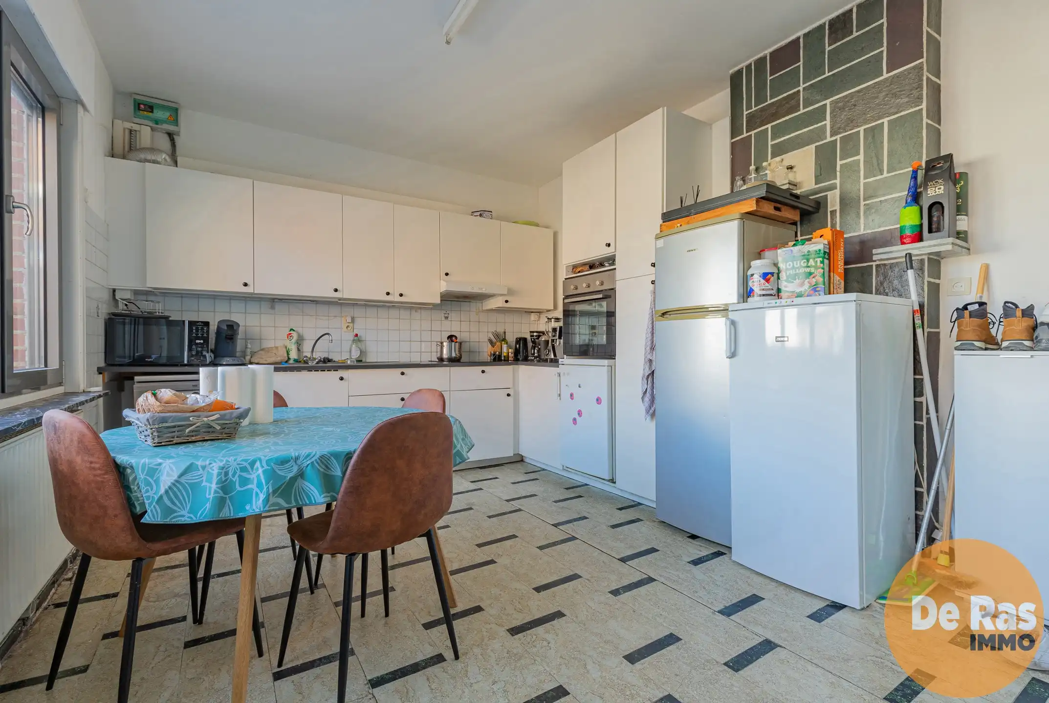 BURST- Vergunde loods (400m²) met woning op centrale locatie foto 11