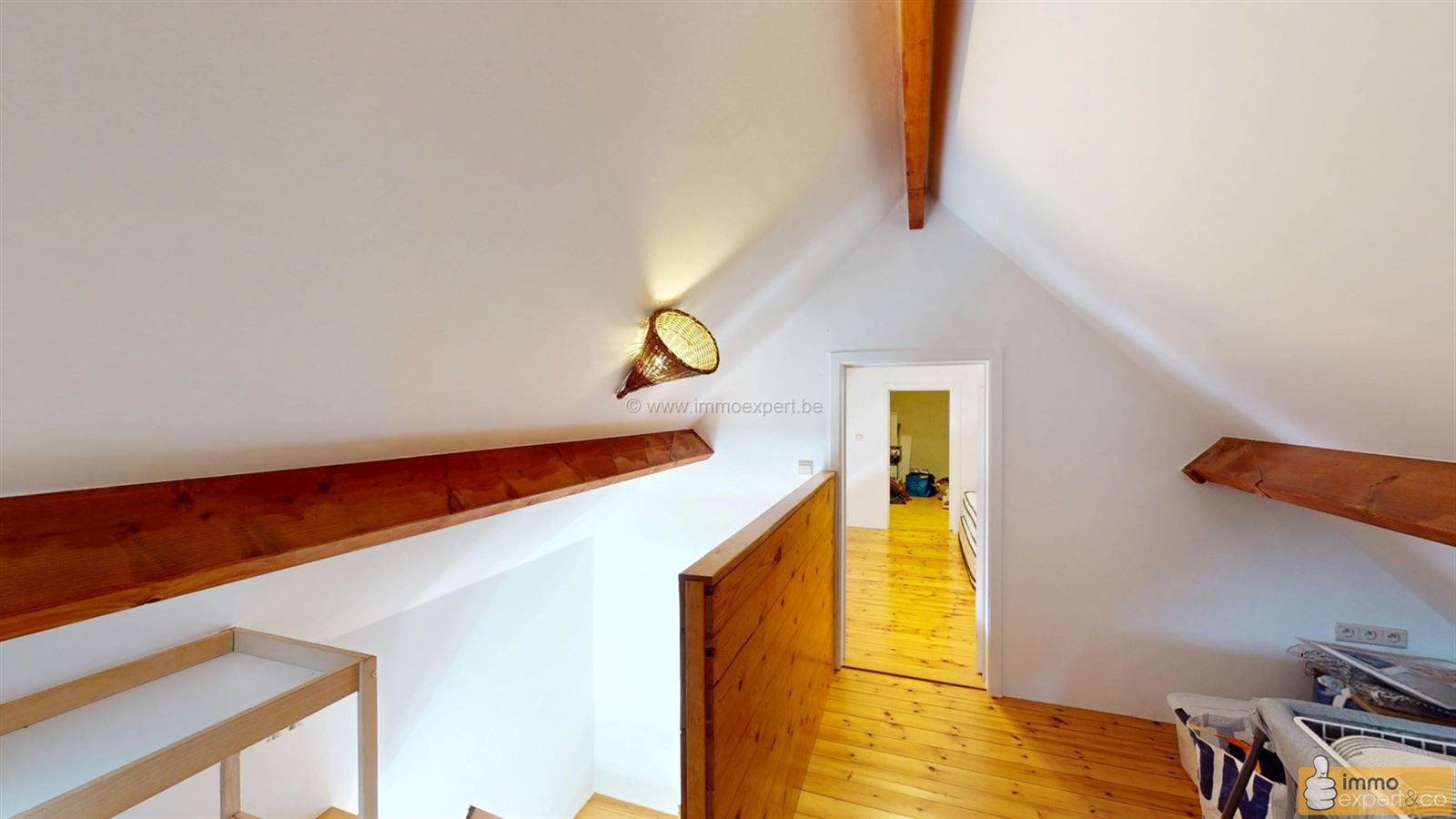 TERNAT: Residentieel gelegen villa met 5 slpks foto 27