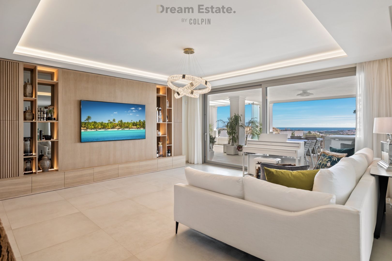 Uitzonderlijk ruim appartement te Nueva Andalucia, Marbella foto 2