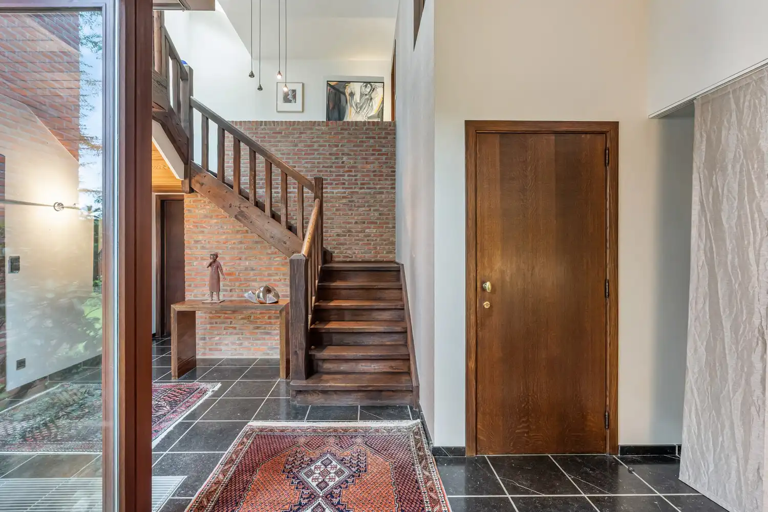 Ruime, te moderniseren villa met 5 slaapkamers en atelier op een perceel van 25 are 57 ca in het groen te (hoog) Linden ! foto 3