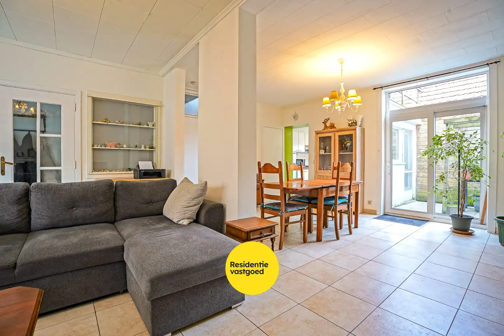 Instapklare woning in hartje Diksmuide, met zicht op het stadspark! foto 9