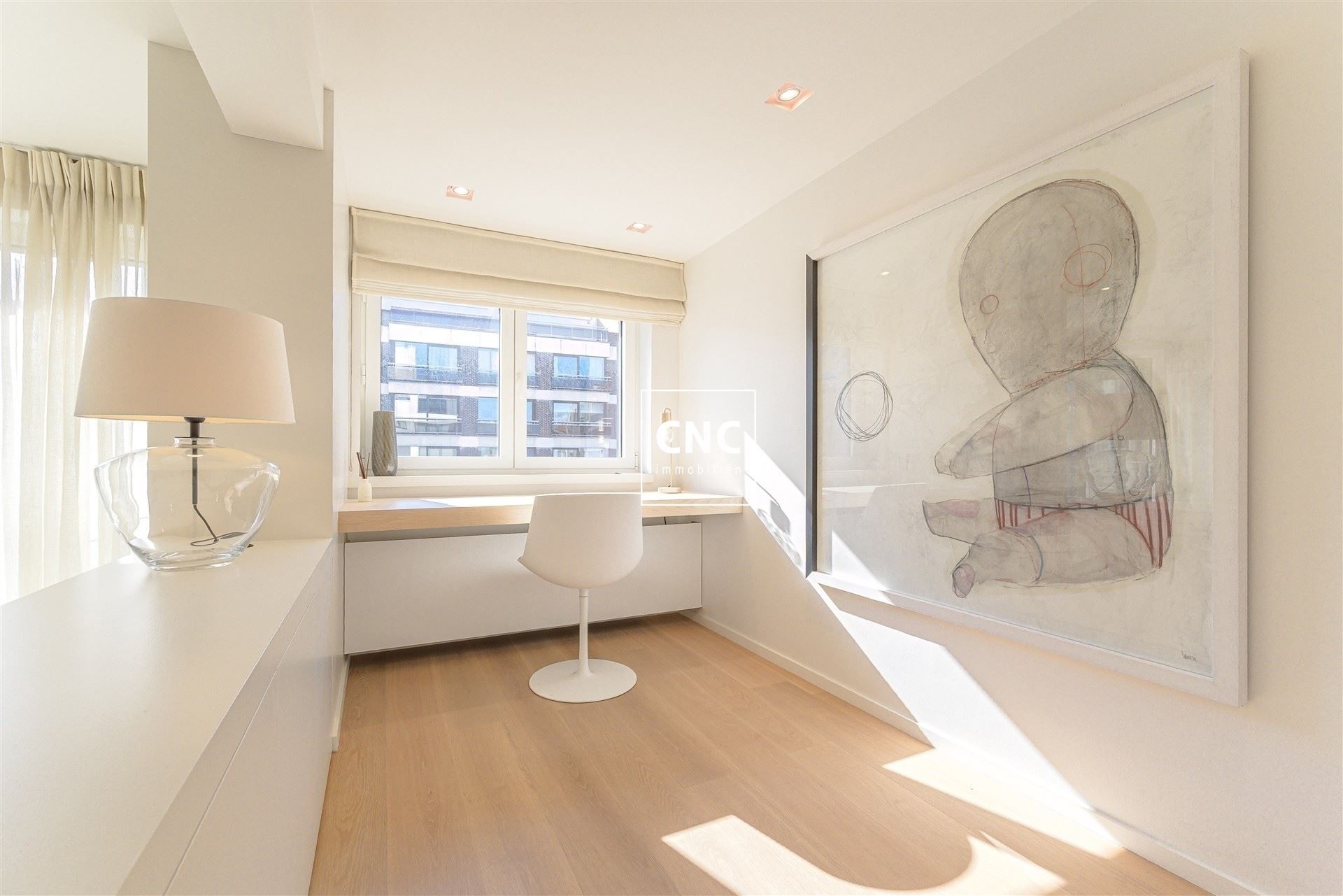 Volledig gerenoveerd appartement met karakter op toplocatie foto 4