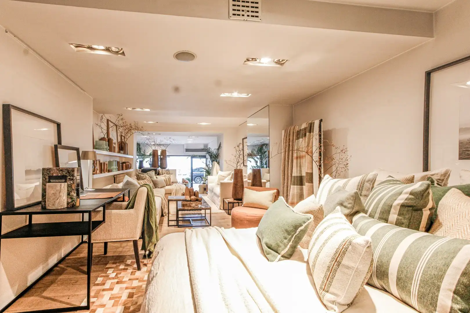 Verhuurde winkel te koop Zeedijk Zoute Knokke foto 2