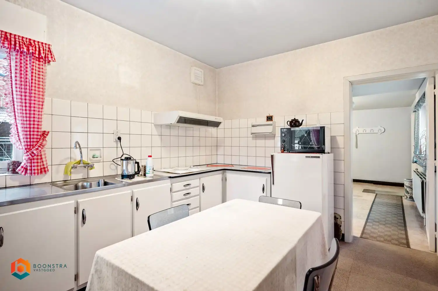 Te renoveren woning met 3 slpkrs en tuin nabij centrum Beerzel foto 9