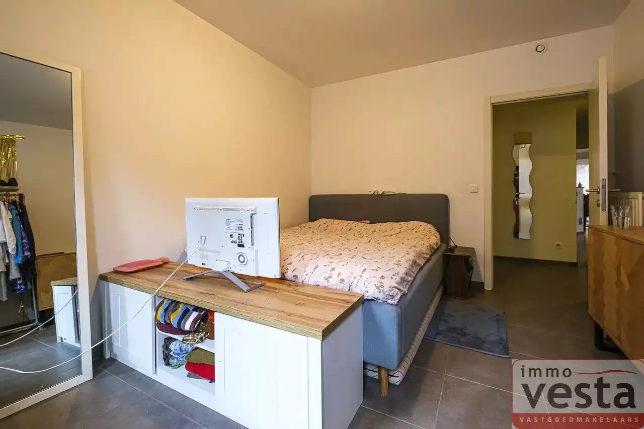 Goed onderhouden appartement in centrum Sint-Truiden foto 4