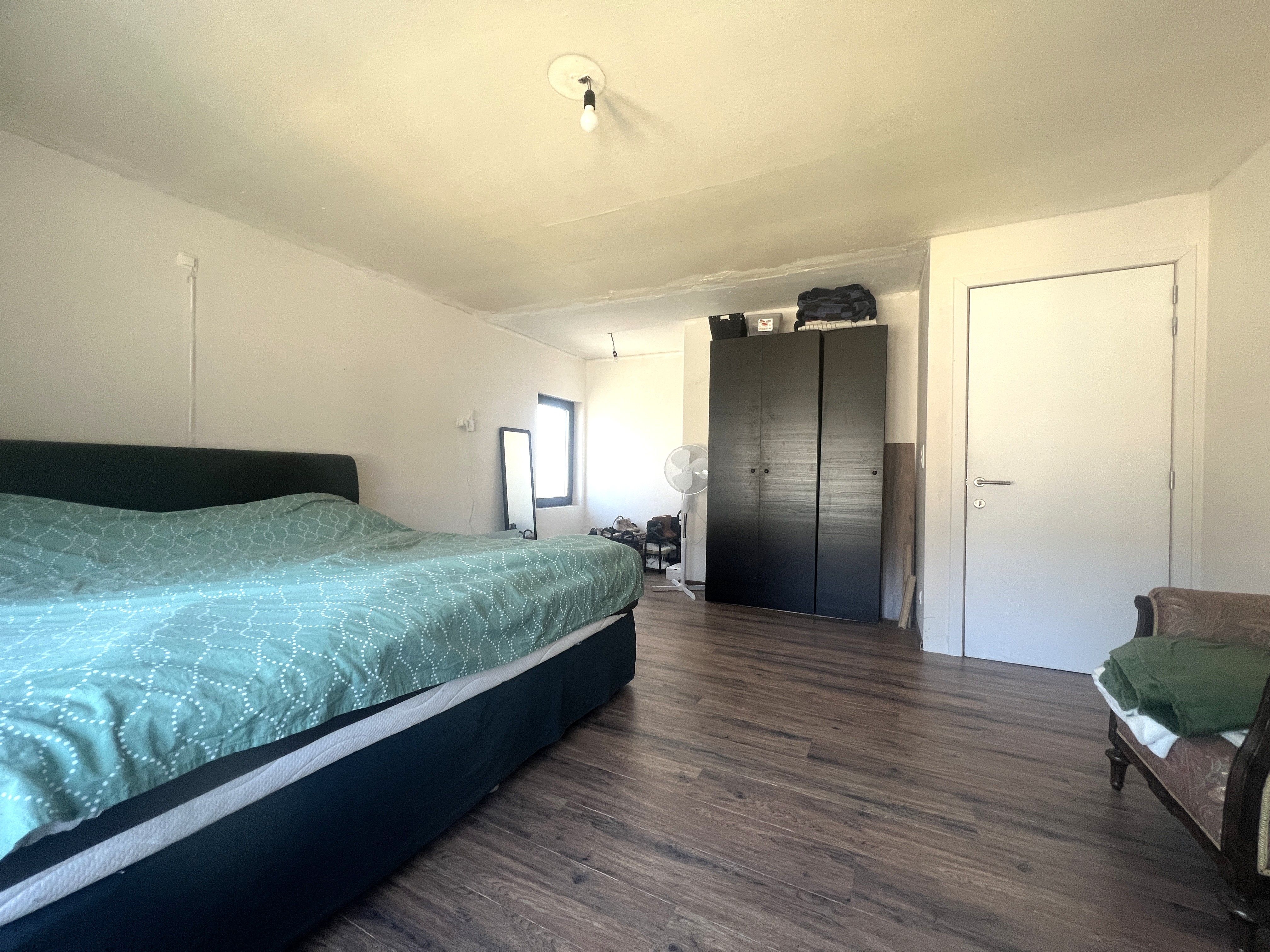 Energiezuinige vrijstaande woning in hartje Koekelare! foto 12