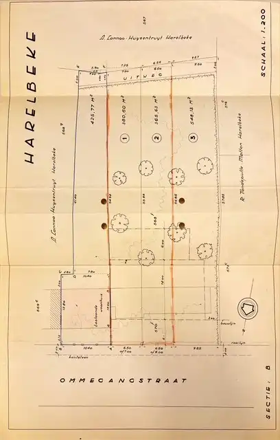 Bouwgrond (LOT 2) voor gesloten bebouwing met uitweg achteraan (totale oppervlakte 365m²) foto 4