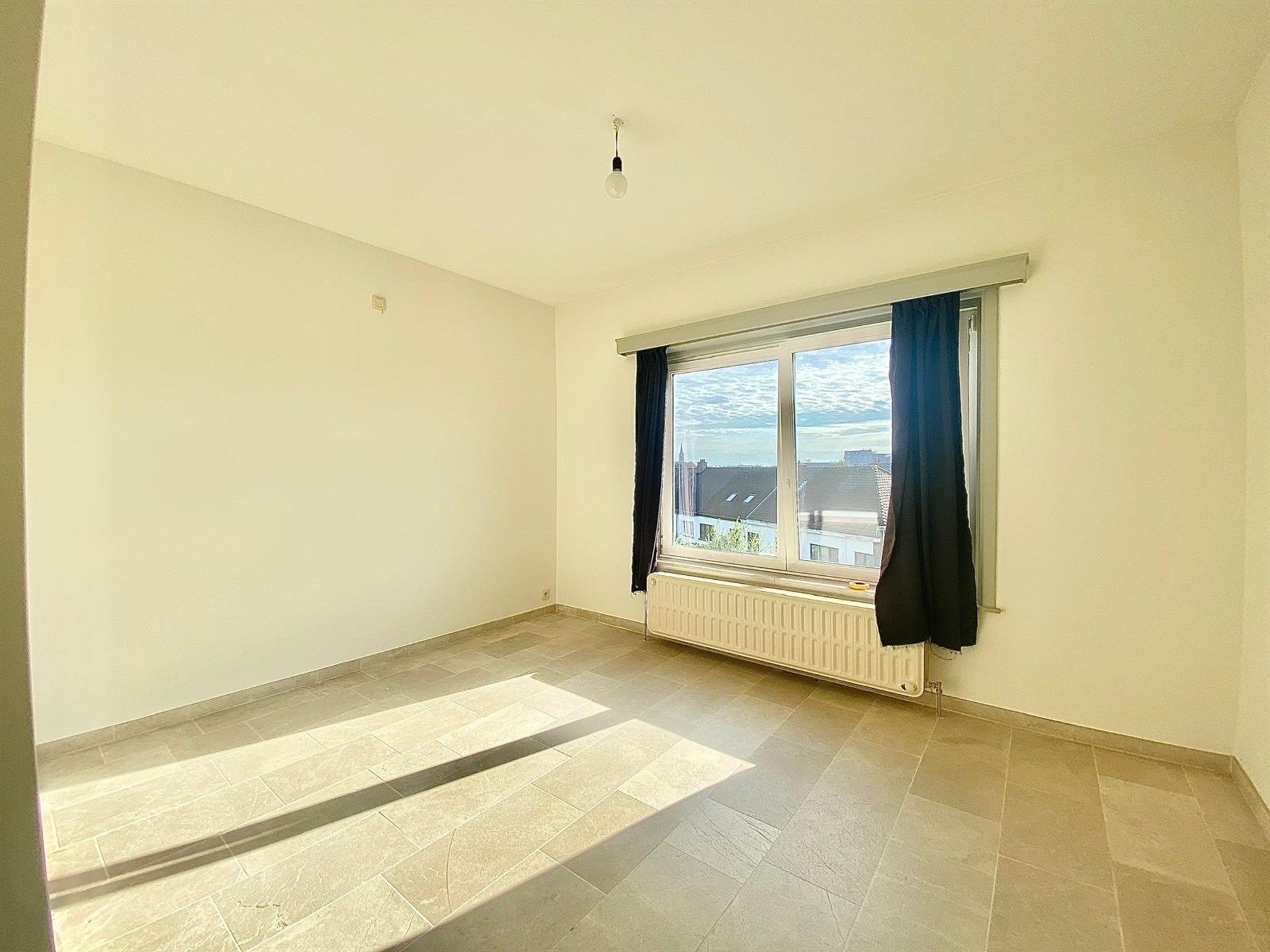 Prachtig appartement met drie ruime slaapkamers en twee terrassen foto 11