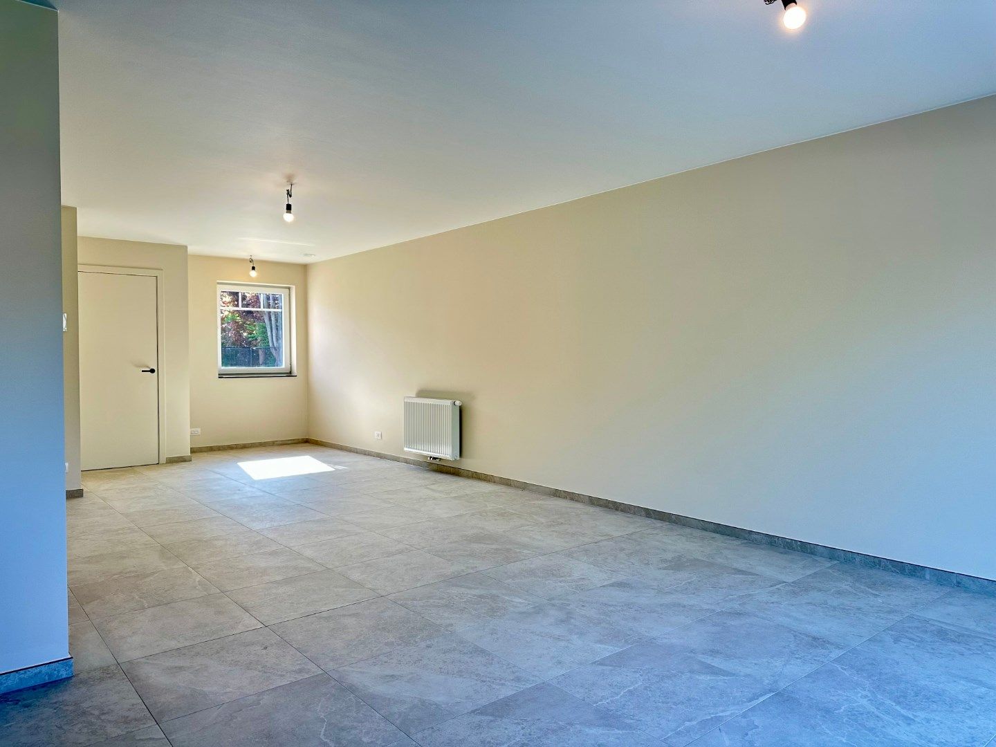 Nieuwbouwwoning in rustige woonwijk foto 3