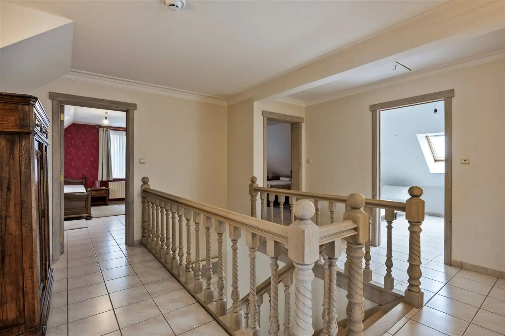 Exclusieve Villa met Luxe afwerking en idyllische tuin. foto 18