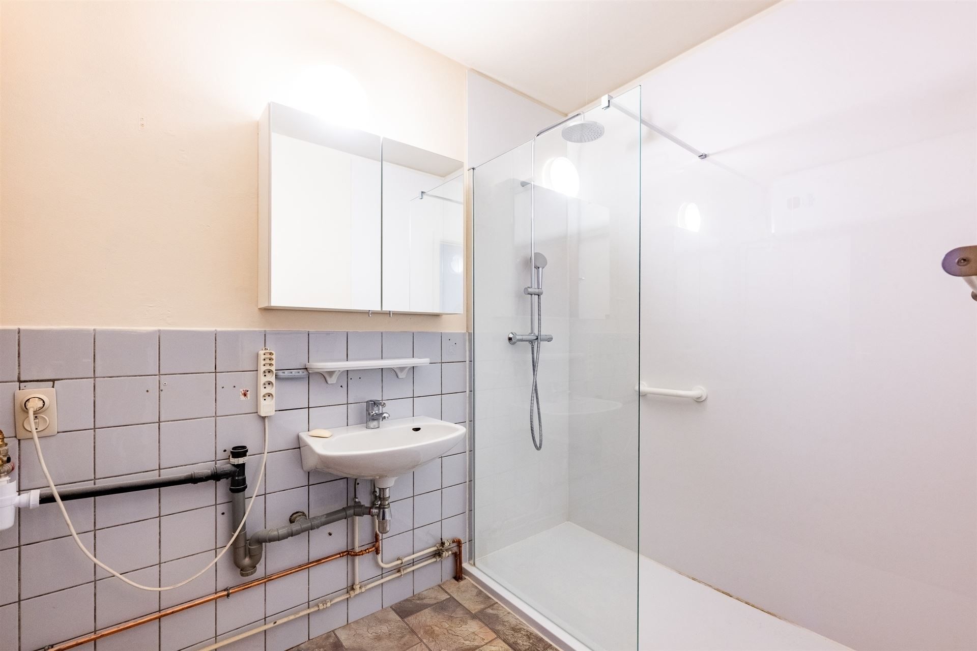 Appartement met 1 SLK + terrasje foto 7