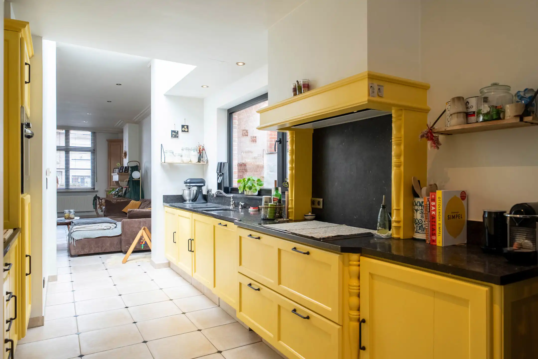 Karaktervolle en instapklare woning met 3 slpk in hartje Herenthout foto 6