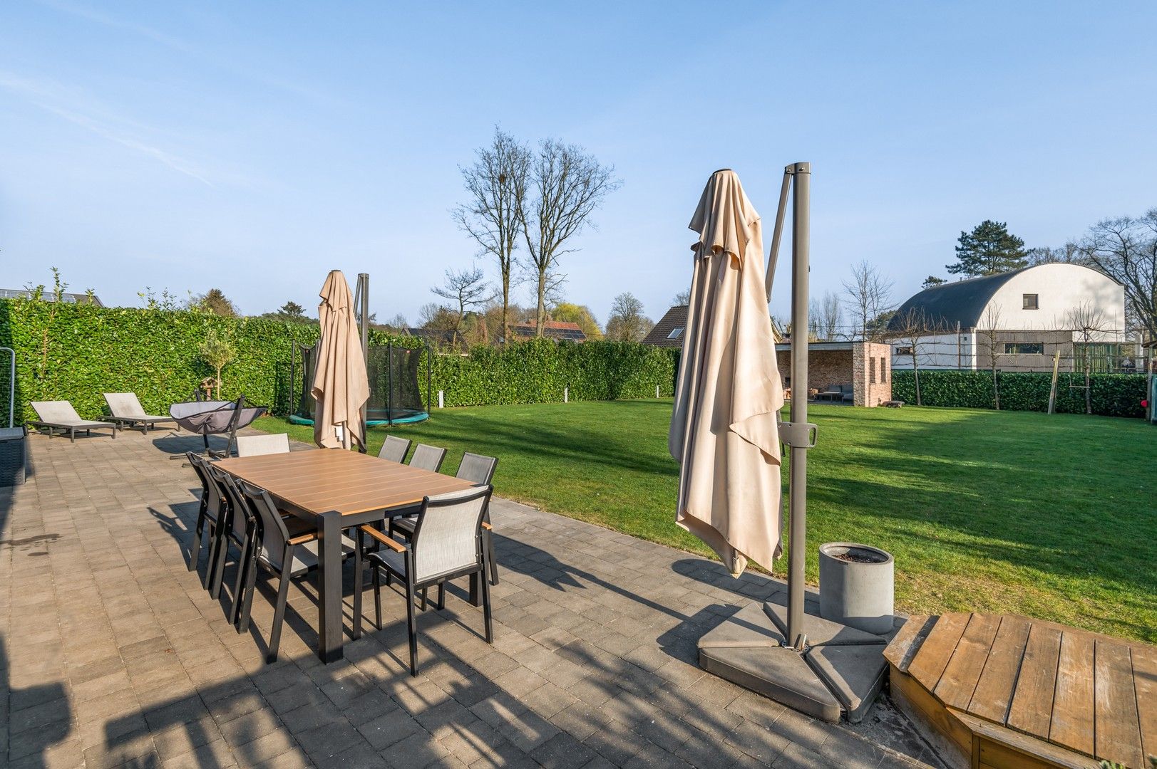 Vrijstaande jonge woning op een zonnig perceel van 1.001 m² foto 7