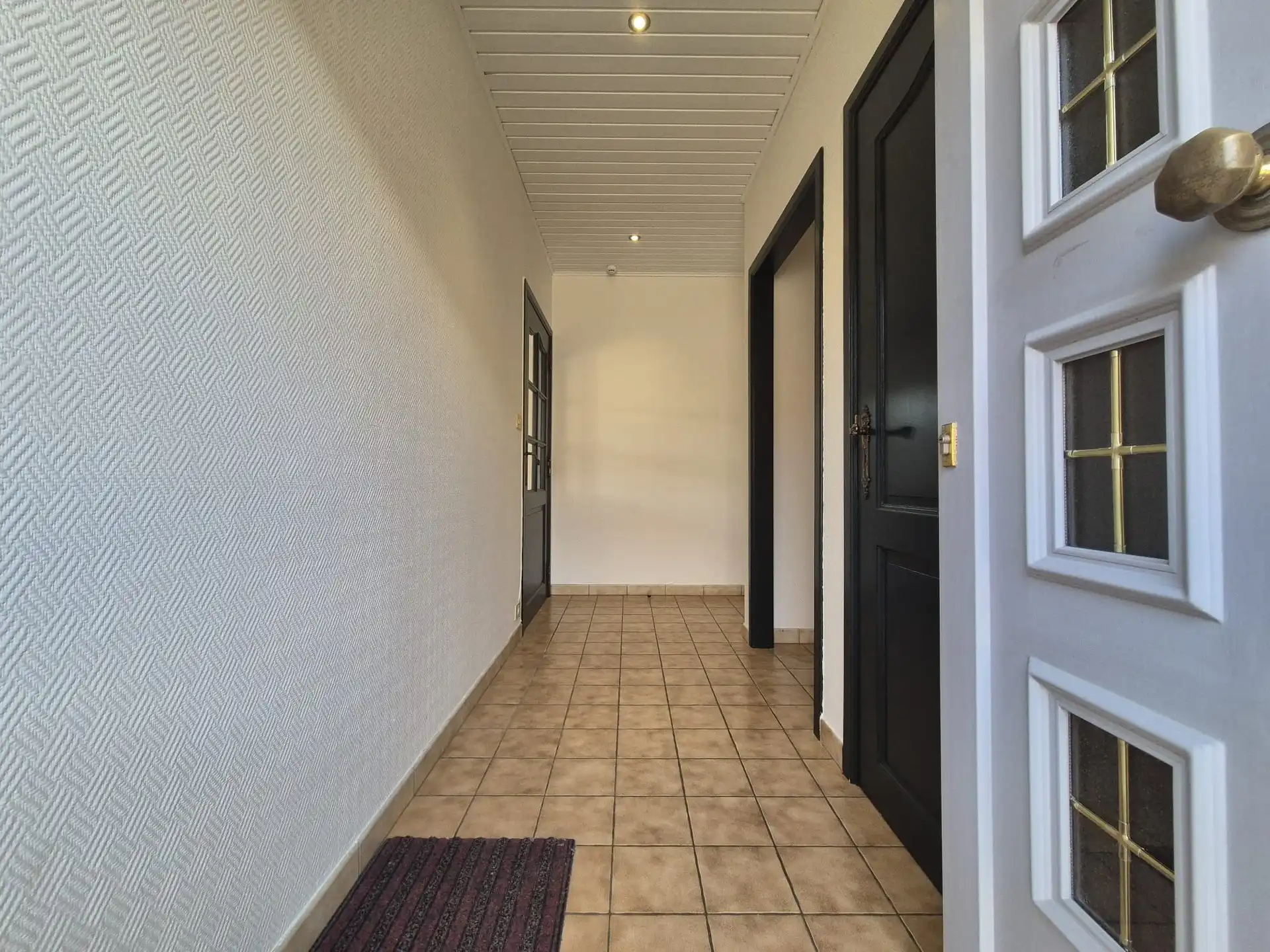 Gunstig gelegen bungalow voor kort verhuur.  foto 2
