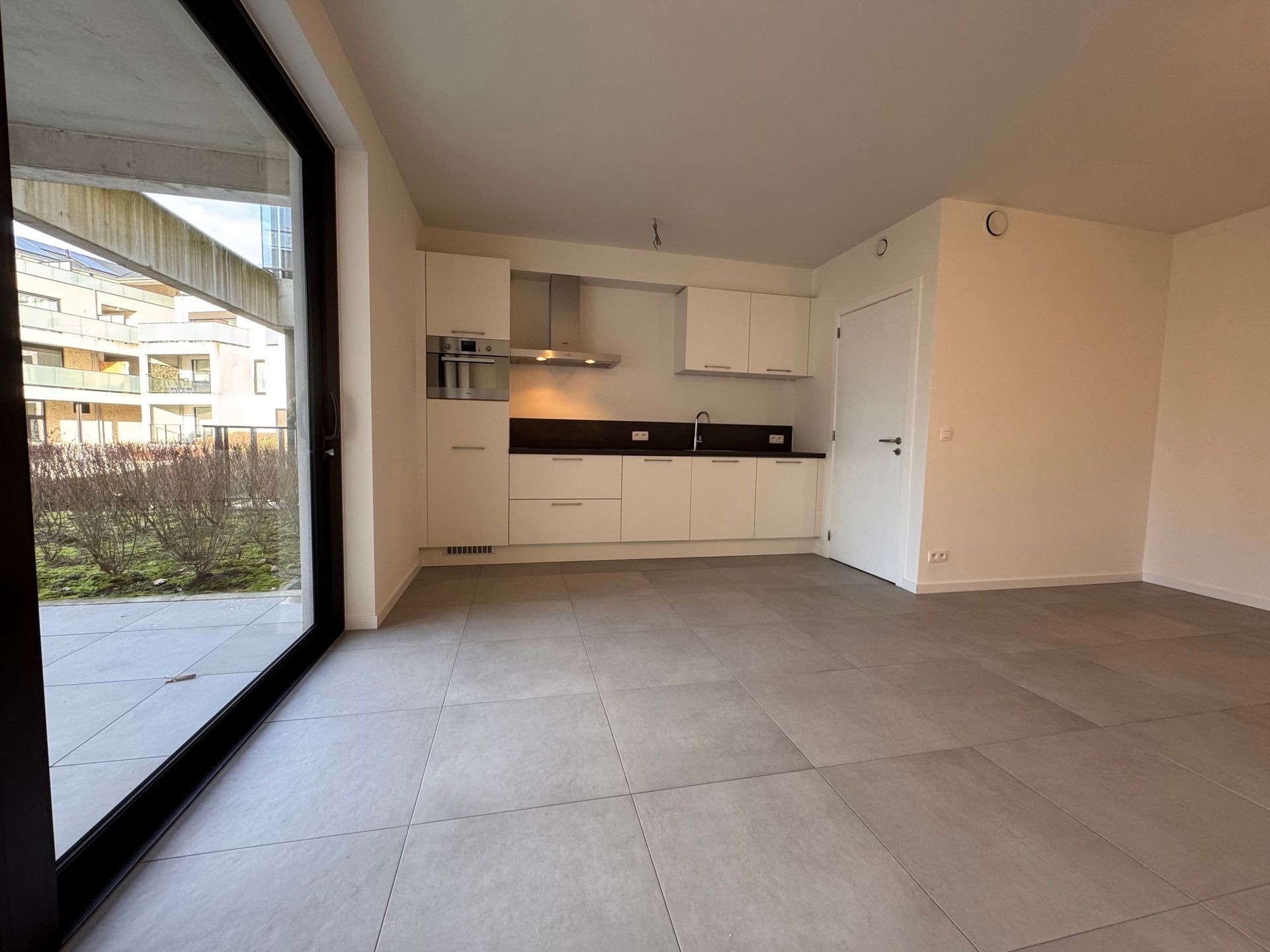 Energiezuinig gelijkvloers appartement met terras foto 3