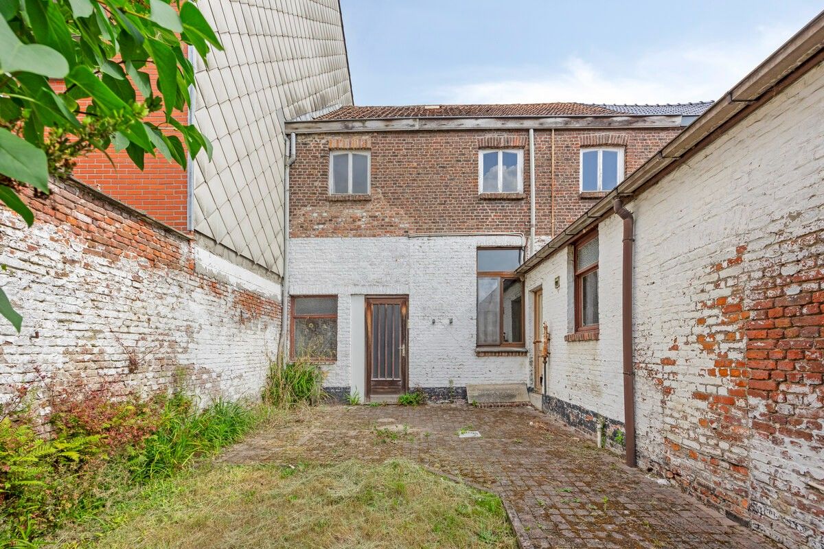 RUIME EN RUSTIG GELEGEN GEZINSWONING | 4 SLPKS - GARAGE - TUIN | TE RENOVEREN foto 23