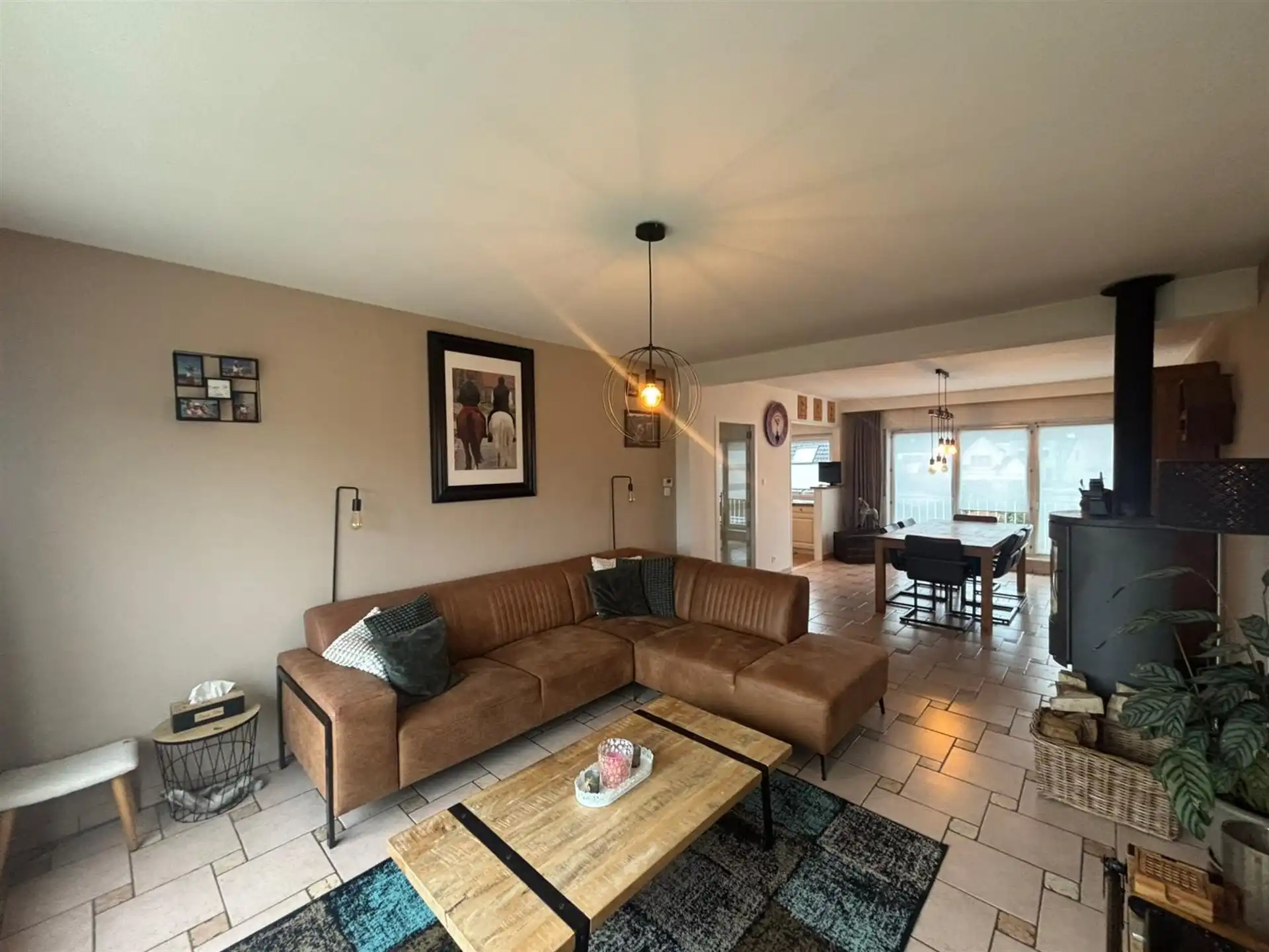 Woning met garage en tuin in alle rust! foto 6